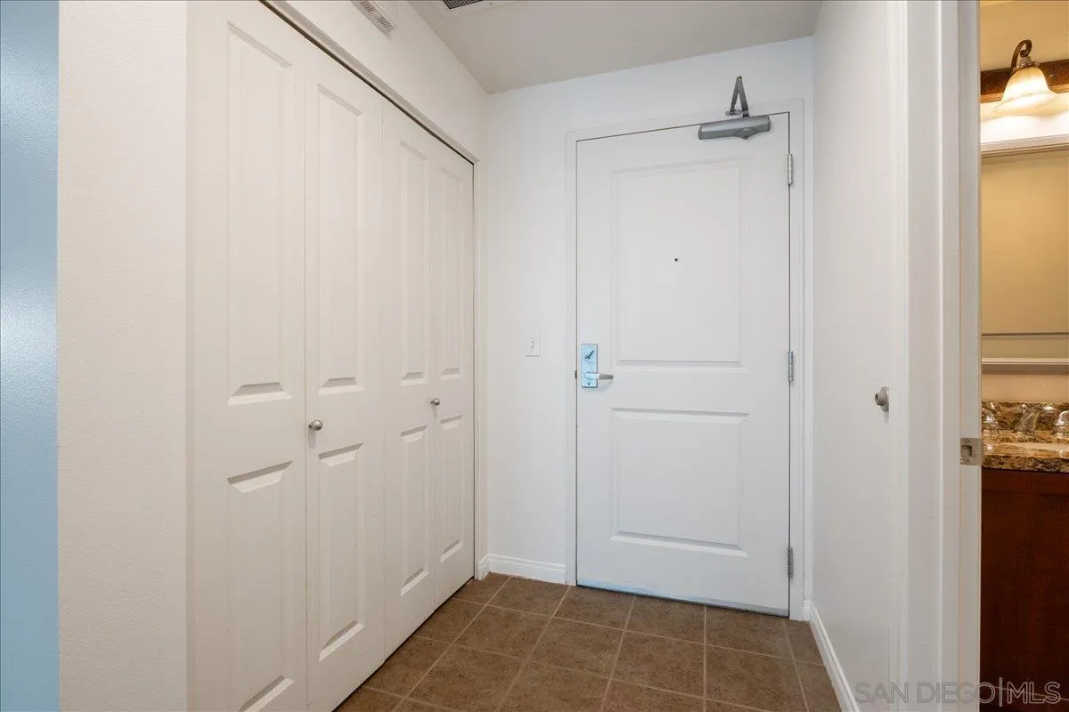 206 Park Blvd Unit 601, San Diego, CA 92101 - Photo 2 of 23, San Diego, CA