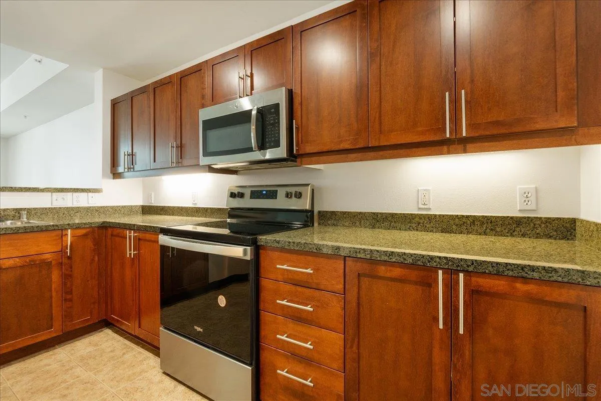 206 Park Blvd Unit 601, San Diego, CA 92101 - Photo 5 of 23, San Diego, CA