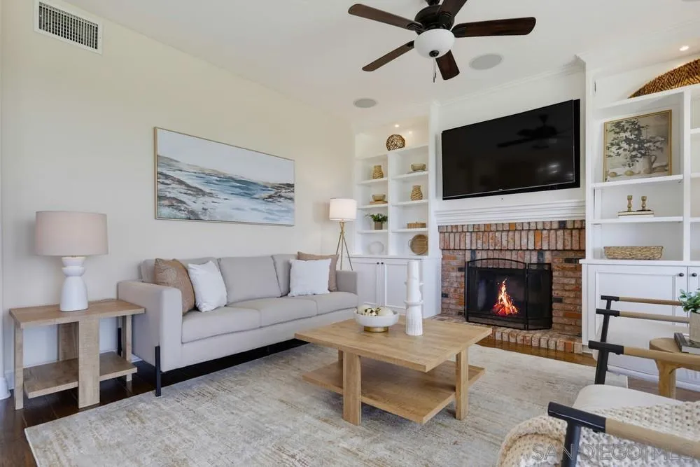 https://cdn.realtyfeed.com/cdn/127/260020109/12fe11f6bcb330964aa7bbe4348616bb.webp