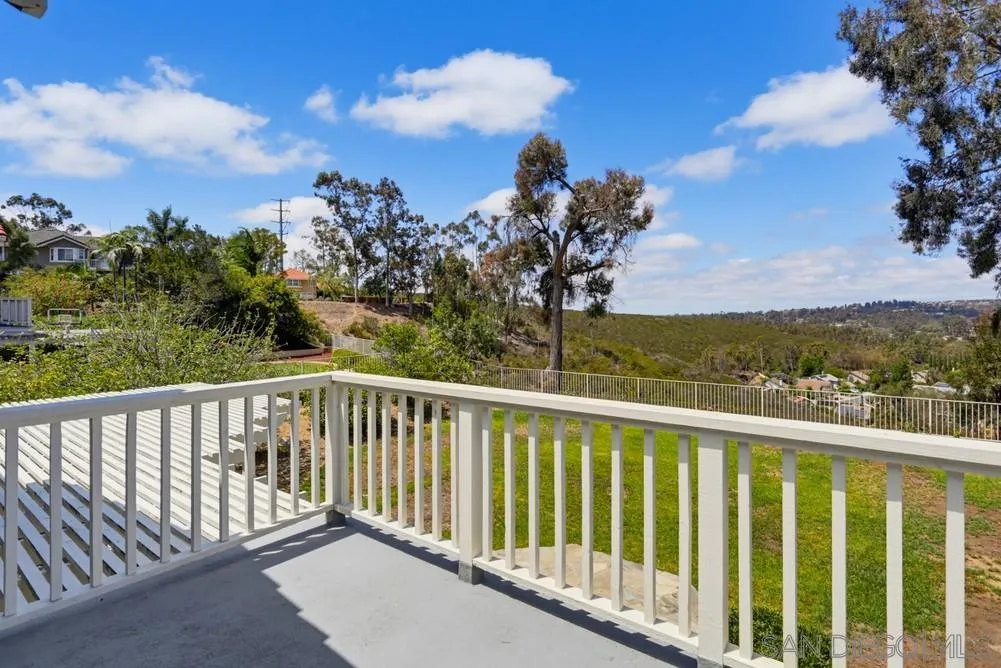 https://cdn.realtyfeed.com/cdn/127/260020109/92cc3ae0565427456acb6712ee4410b6.webp