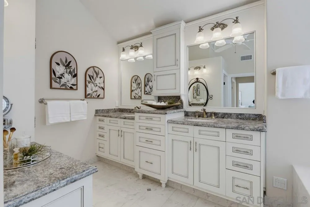 https://cdn.realtyfeed.com/cdn/127/260020109/db63c6e459f965a52b6accb01eae3537.webp