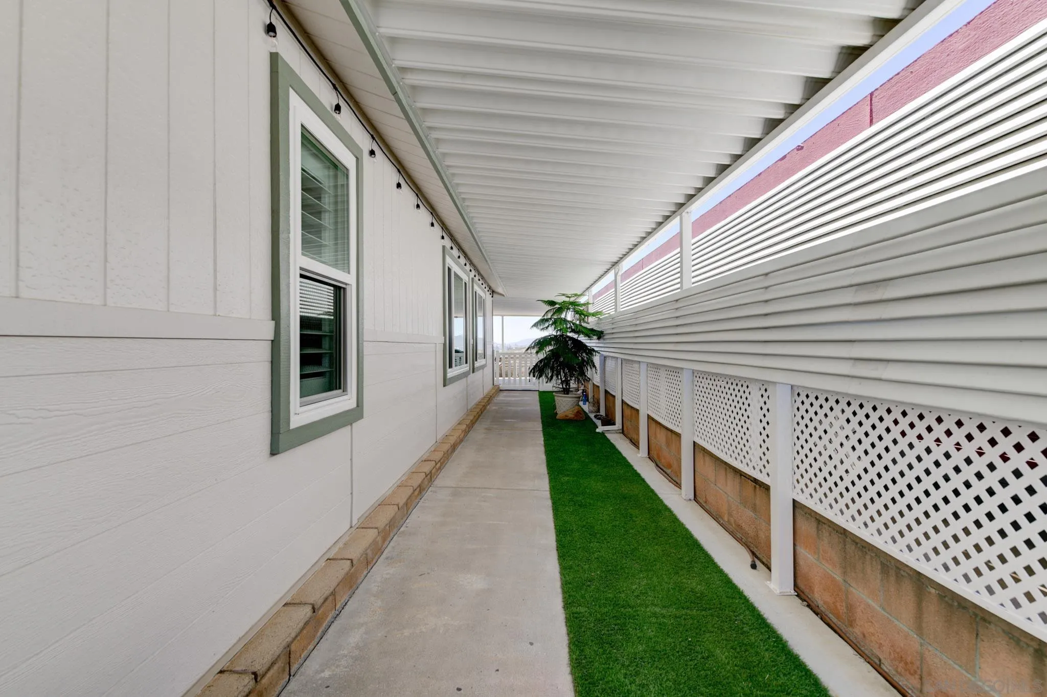 https://cdn.realtyfeed.com/cdn/127/260020113/4496fb37095f08933023882ff529b89f.webp