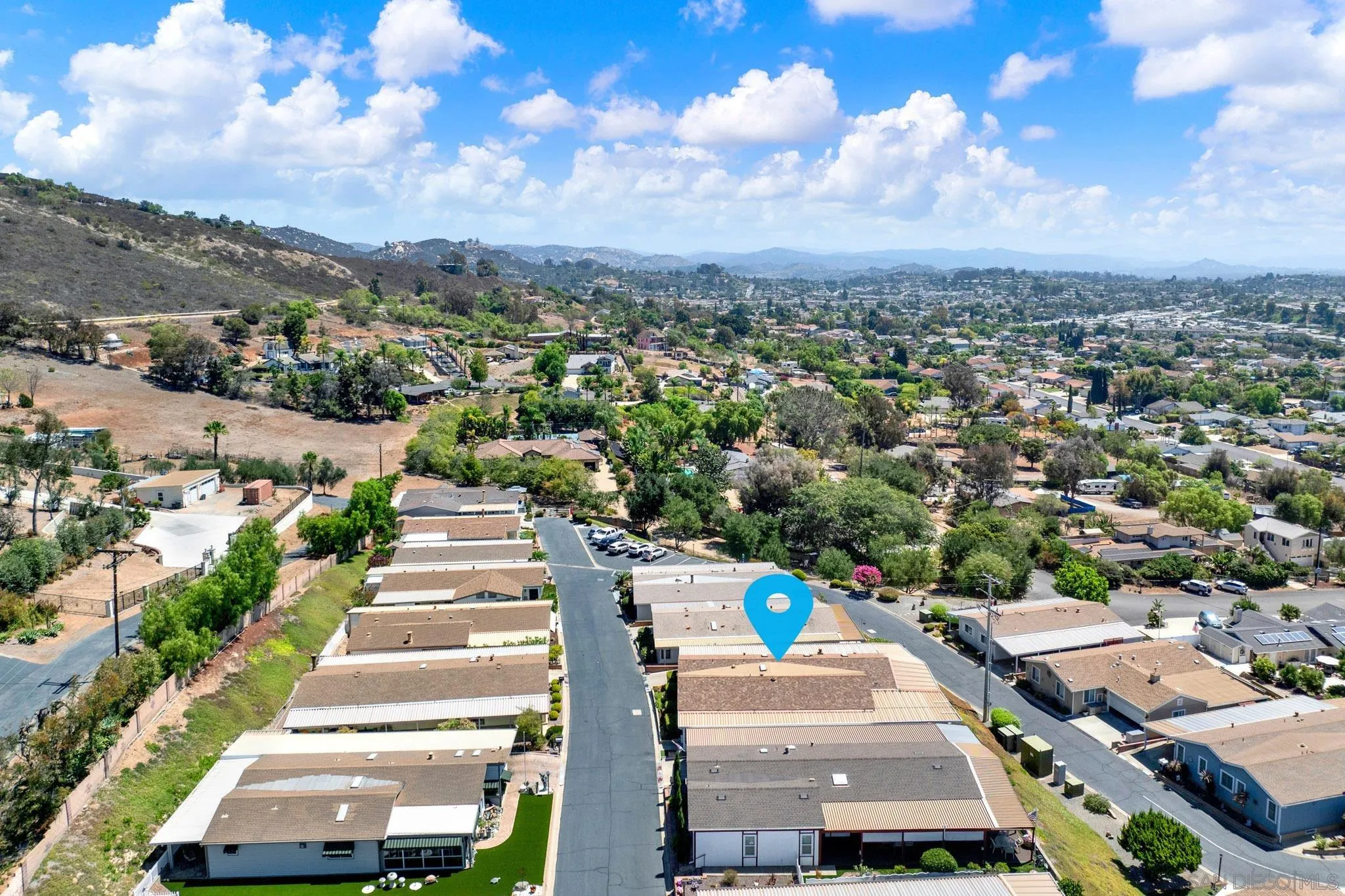 https://cdn.realtyfeed.com/cdn/127/260020113/9ef8f6ea59c0830580c15059c8697eac.webp