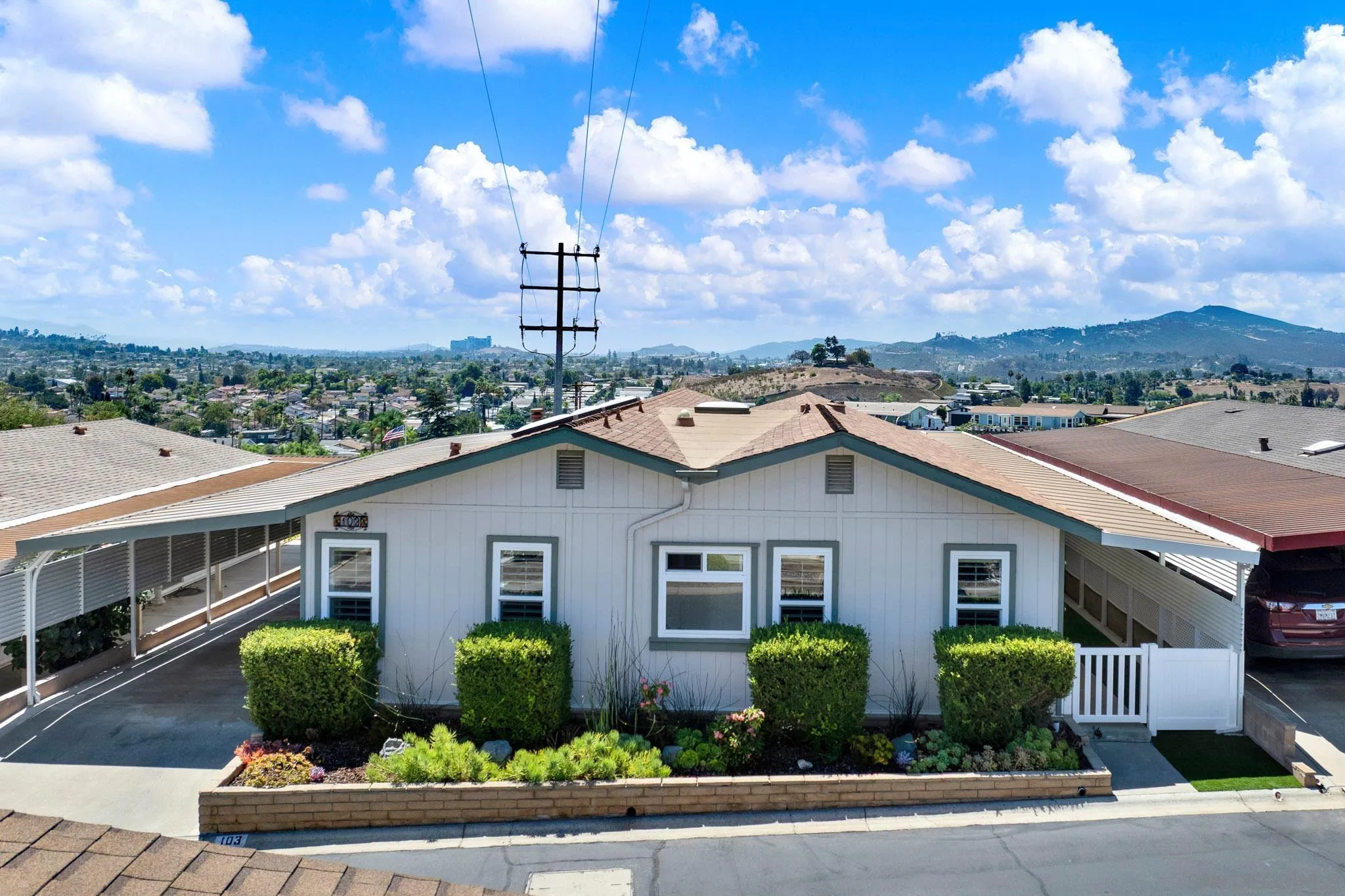 https://cdn.realtyfeed.com/cdn/127/260020113/d99538dff603053877c35d6a34cea7a3.webp