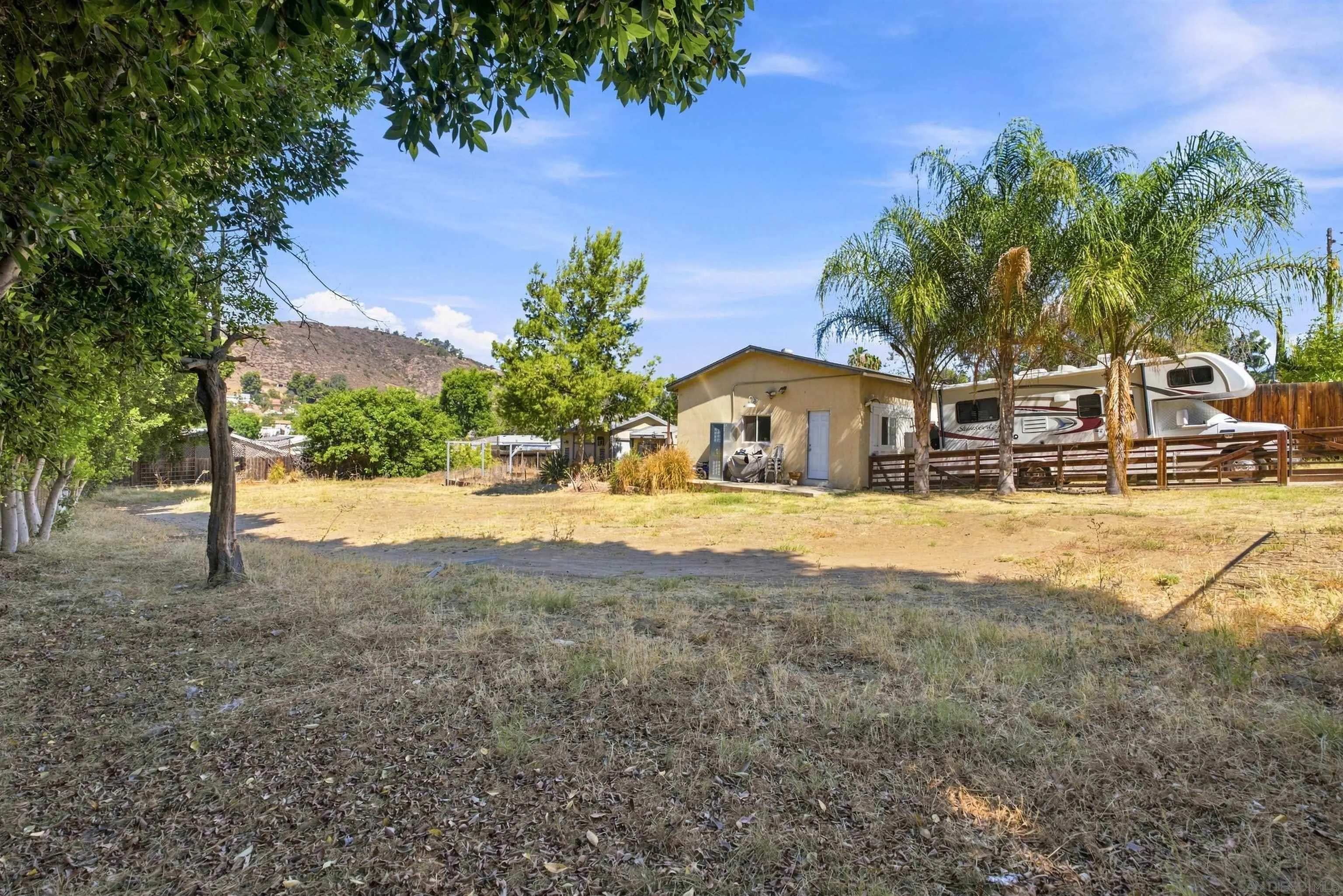 https://cdn.realtyfeed.com/cdn/127/260020115/4e04da51e52a977876d83c2c8ea85ee1.webp
