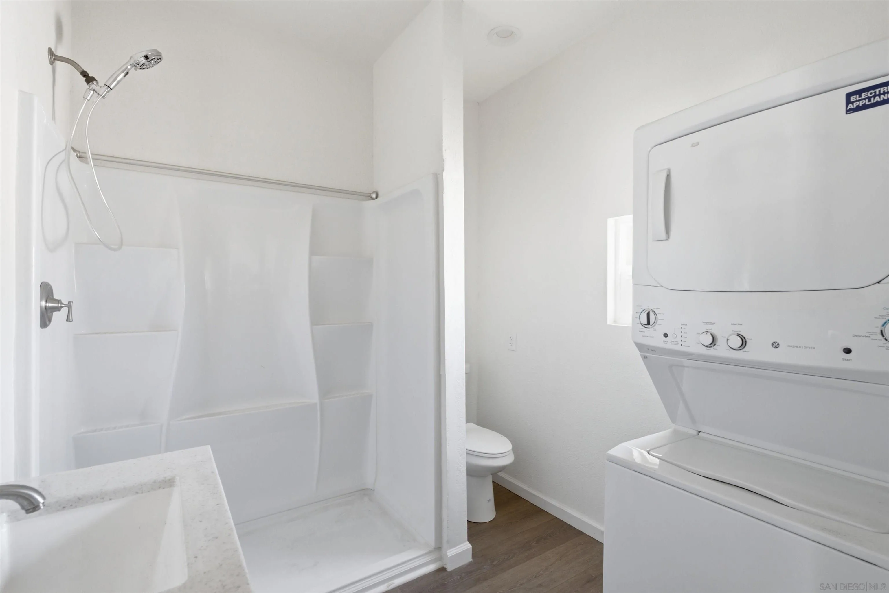 https://cdn.realtyfeed.com/cdn/127/260020115/837ade4c2e919da788d23a337a9d7f1c.webp
