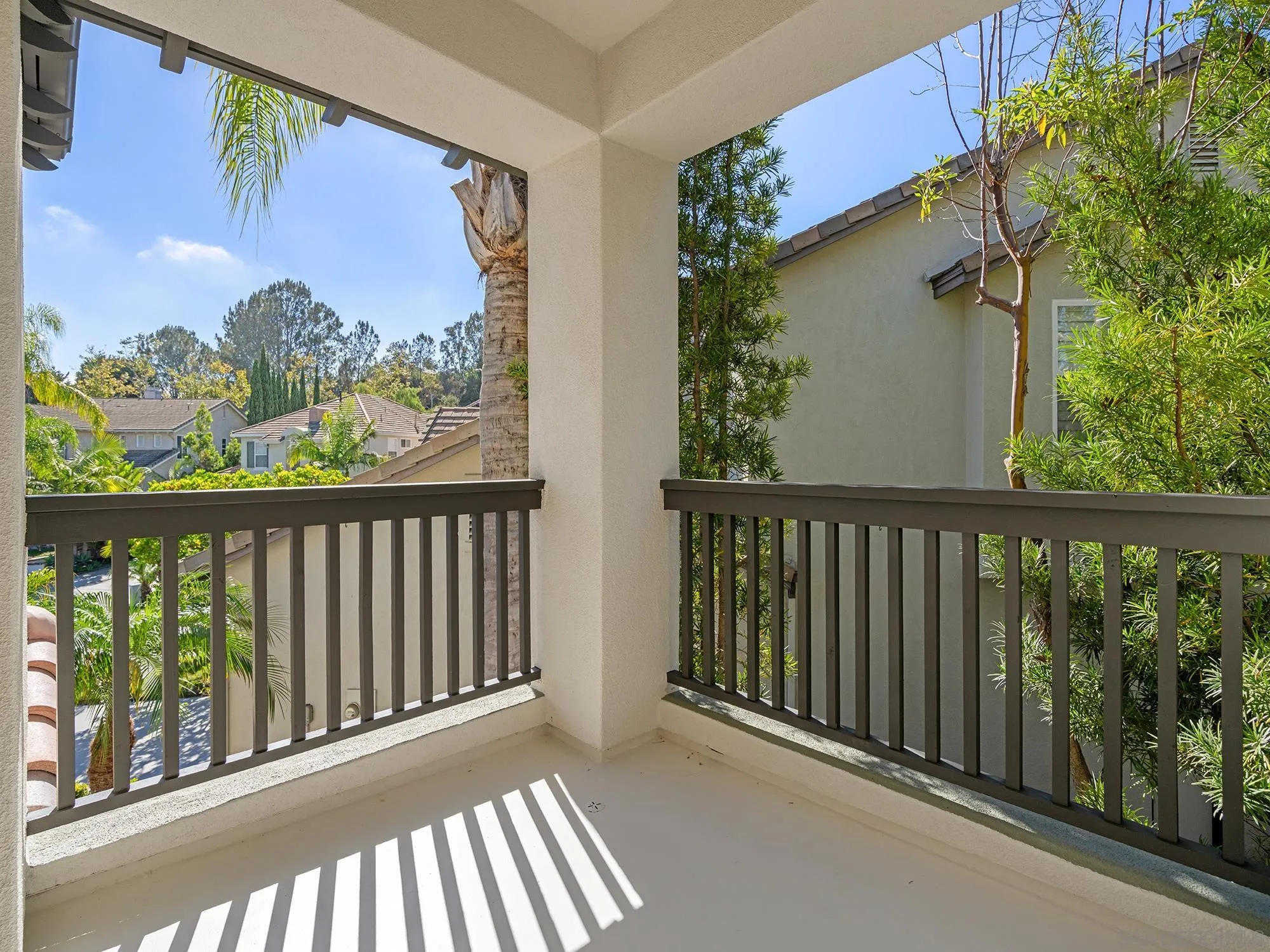 https://cdn.realtyfeed.com/cdn/127/260020118/4d045389ef92029dc8eb9d65a6d7ea38.webp