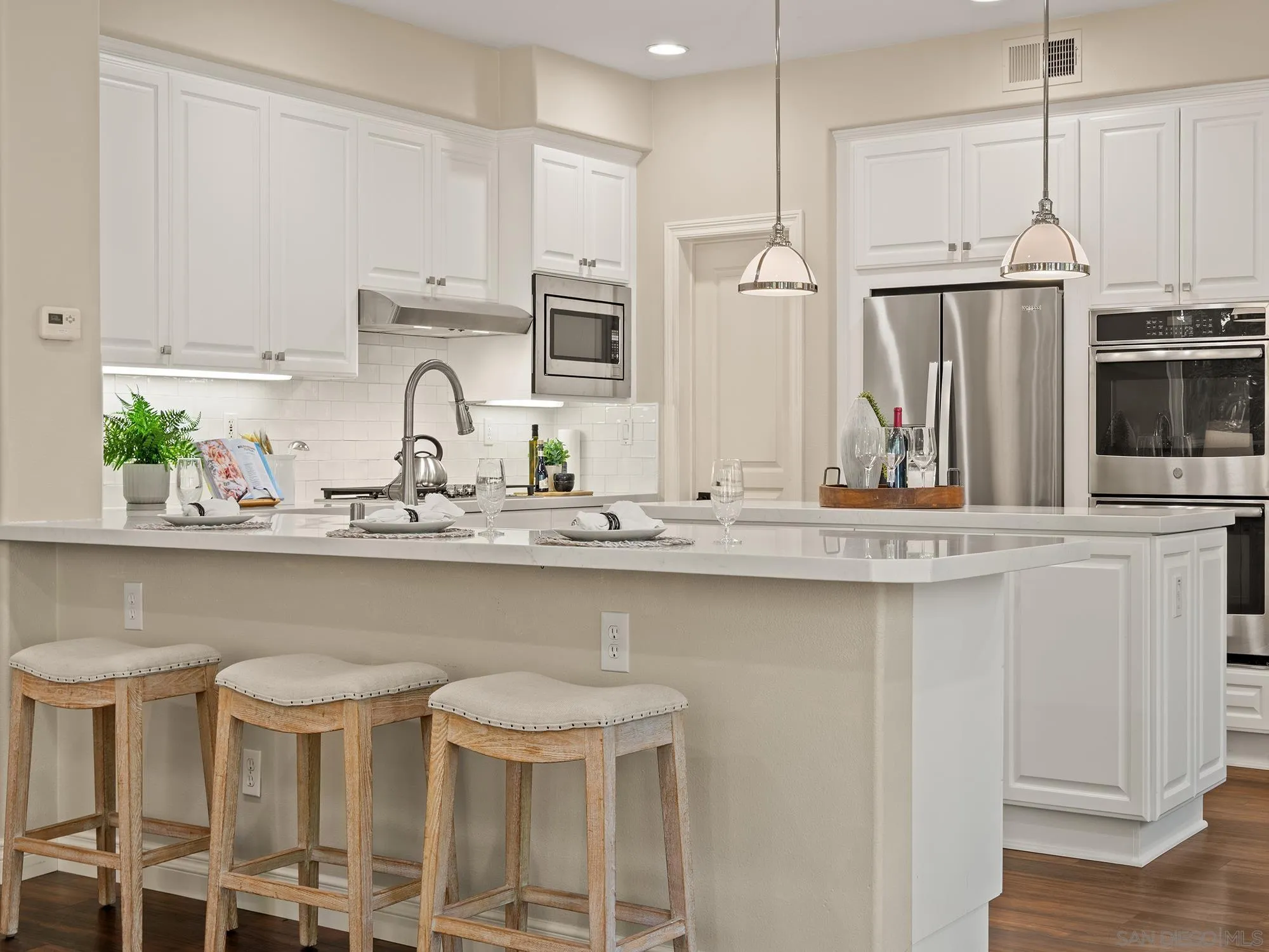 https://cdn.realtyfeed.com/cdn/127/260020118/6ab033212eb339cdd71ba904c6b3902f.webp
