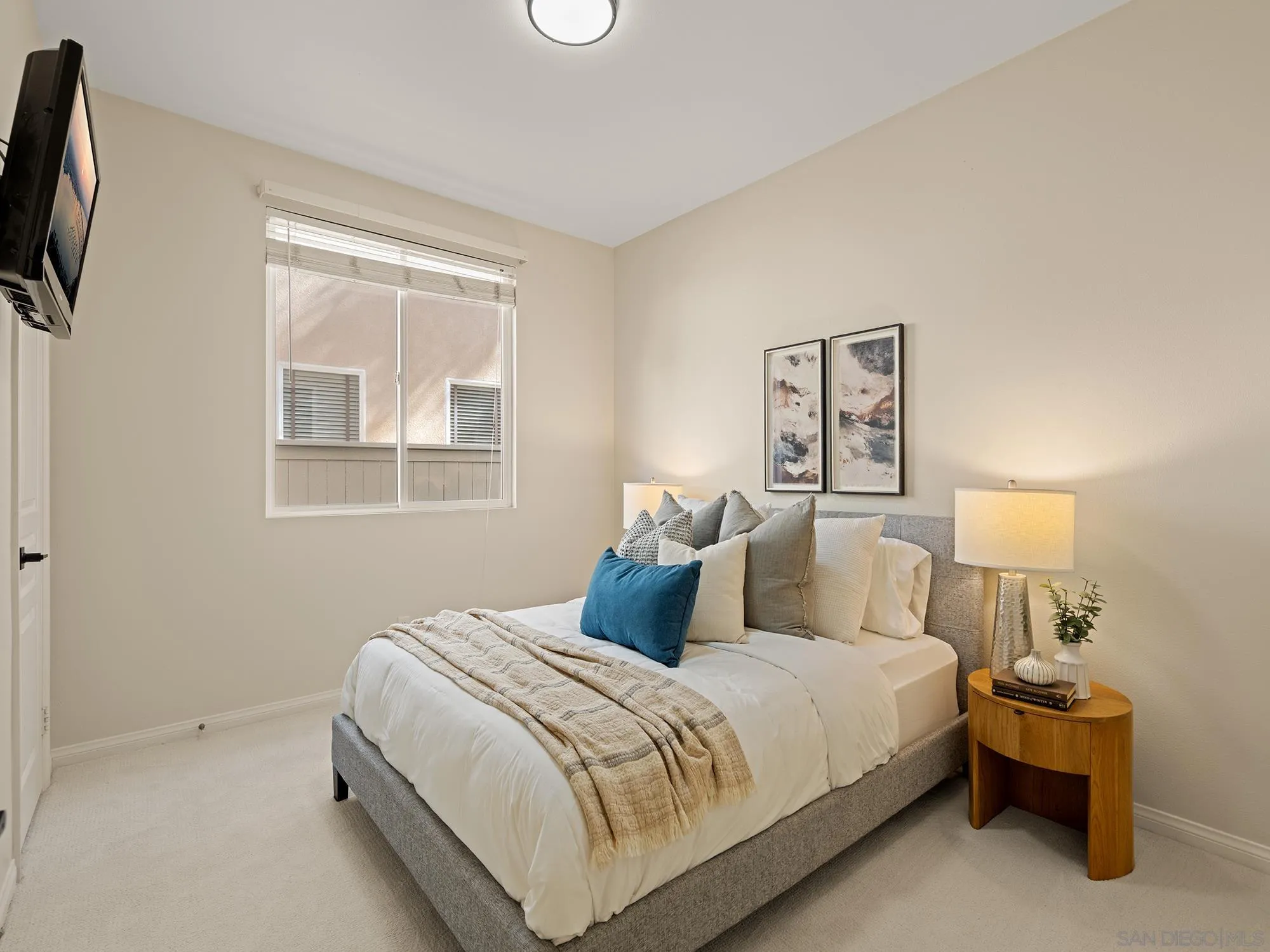 https://cdn.realtyfeed.com/cdn/127/260020118/e7020336bce8387a41cfa4d9b19e3304.webp