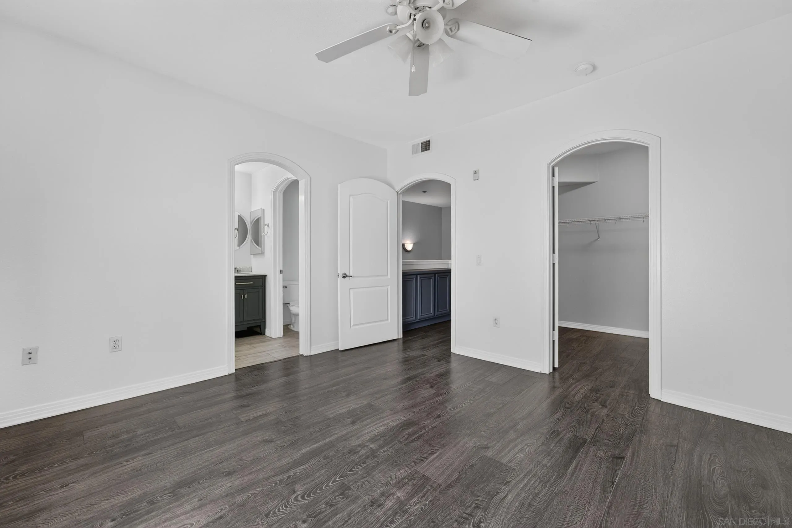 Photo #17: 260020119 Listing: Photo #17