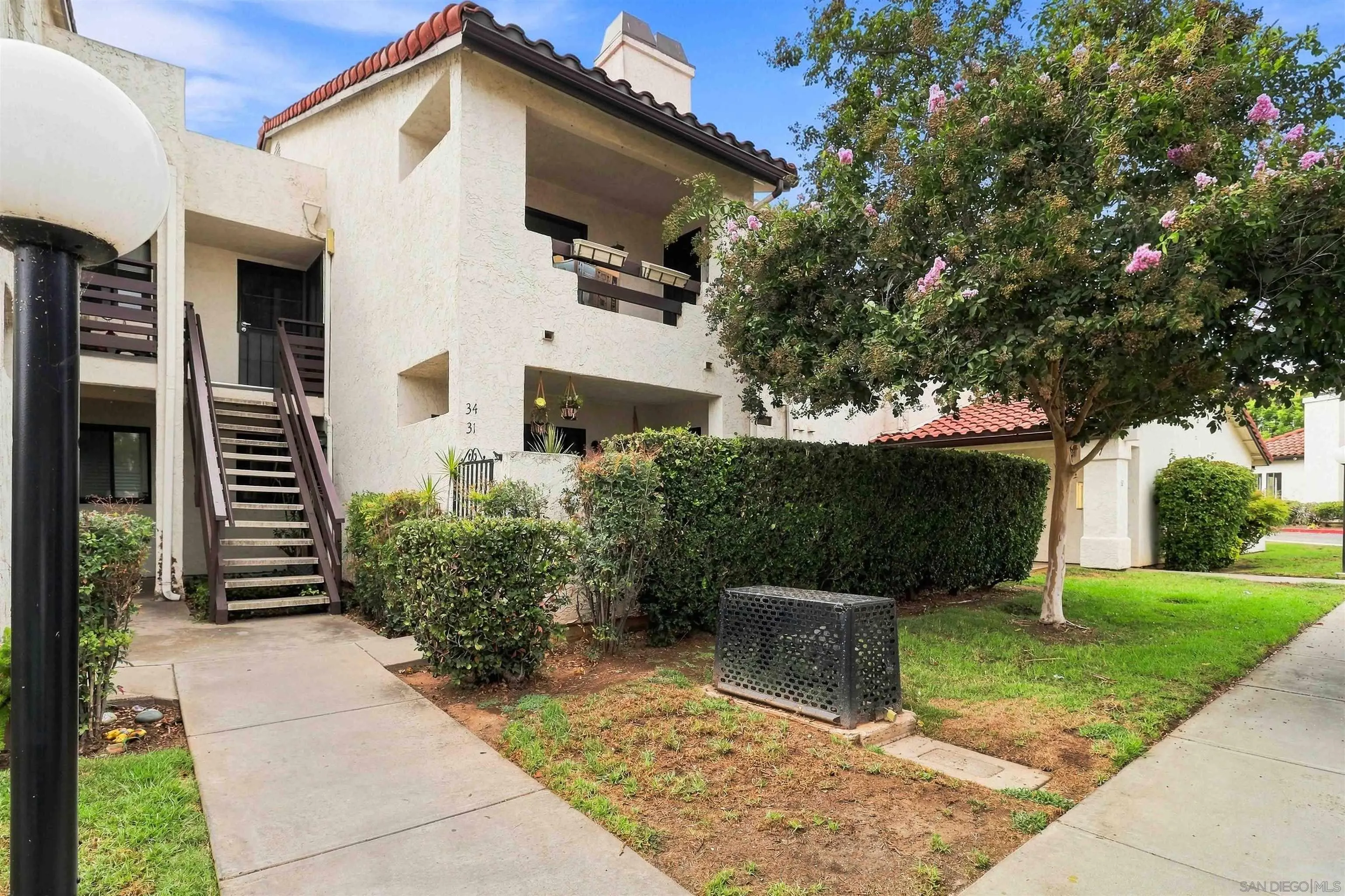 2425 Cranston Dr. 34