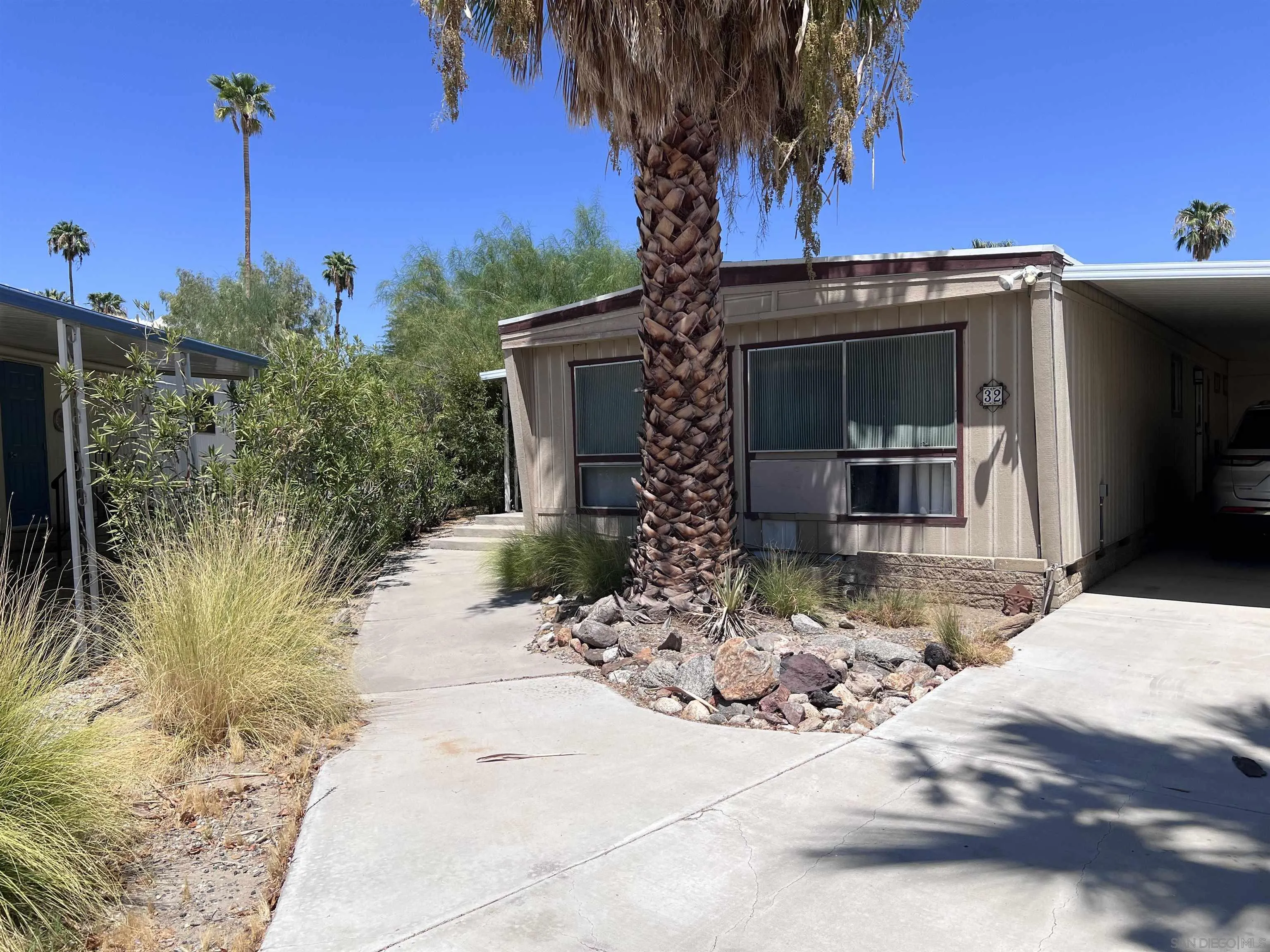 https://cdn.realtyfeed.com/cdn/127/260020131/45e8225cd16a12db92ad54e1e4172ba1.webp
