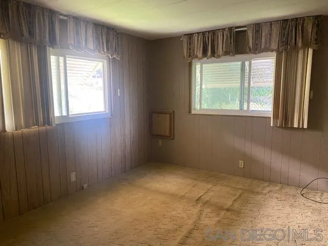 https://cdn.realtyfeed.com/cdn/127/260020133/2ce97430911e134ceff27d1726f00c06.webp