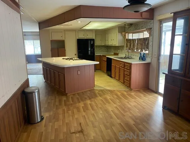 https://cdn.realtyfeed.com/cdn/127/260020133/b384e3a9c0928ec76c910208966759fd.webp