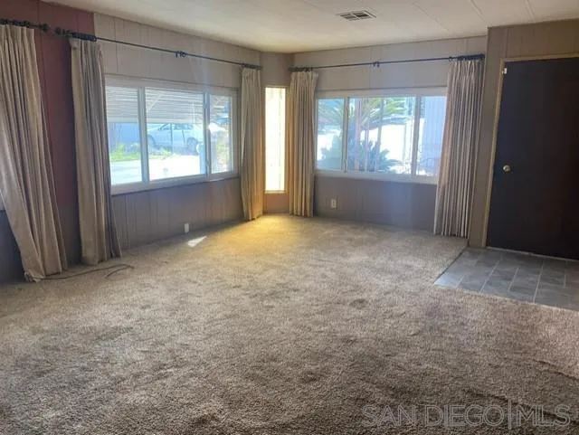 https://cdn.realtyfeed.com/cdn/127/260020133/d8fc816c4b7d222a224d60cdc10bddca.webp