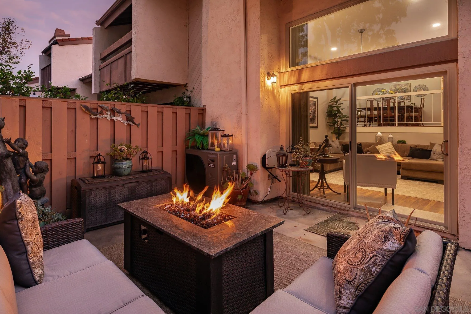 Photo #8: 260020135 Listing: Photo #8