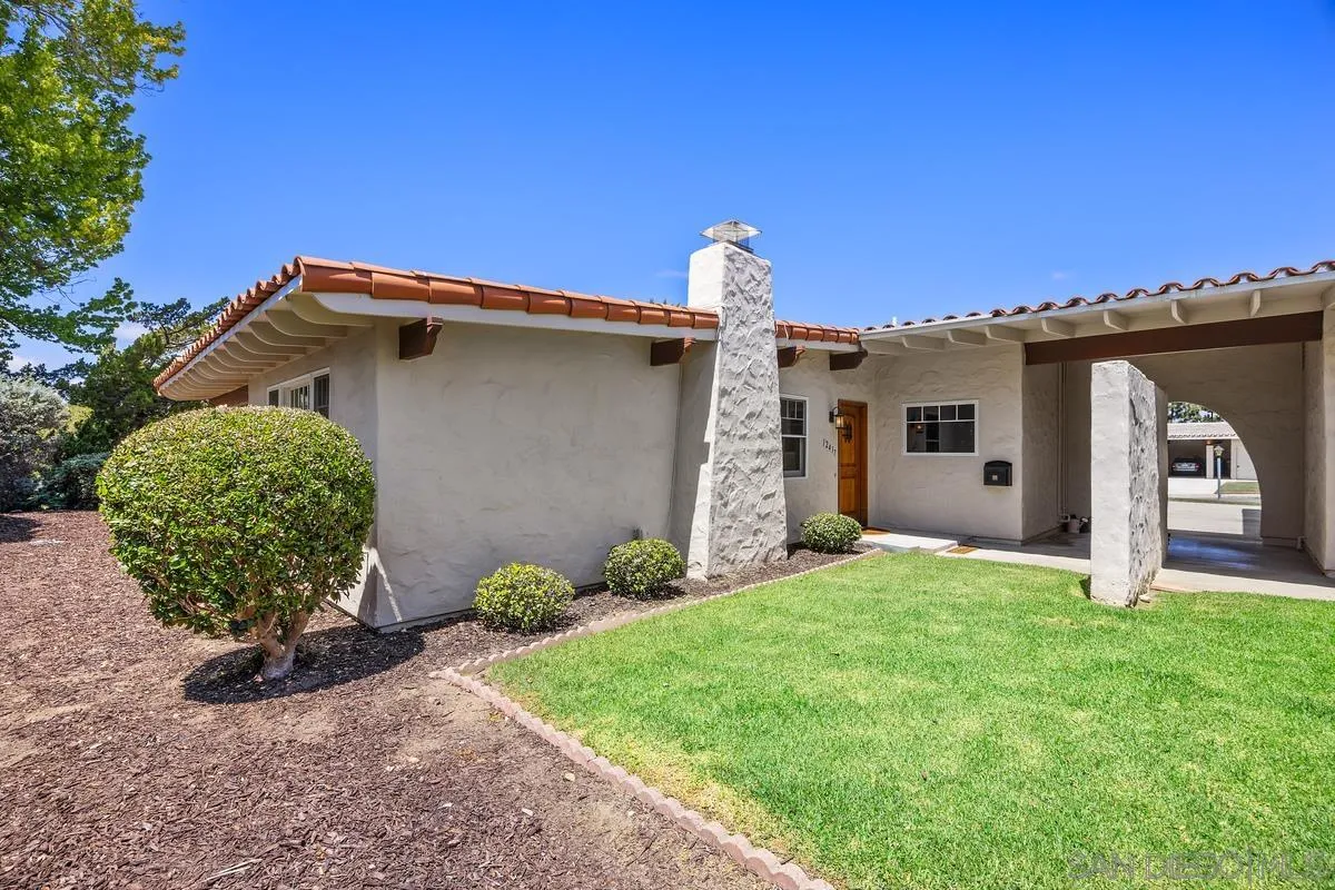 Photo #2: 260020140 Listing: Photo #2