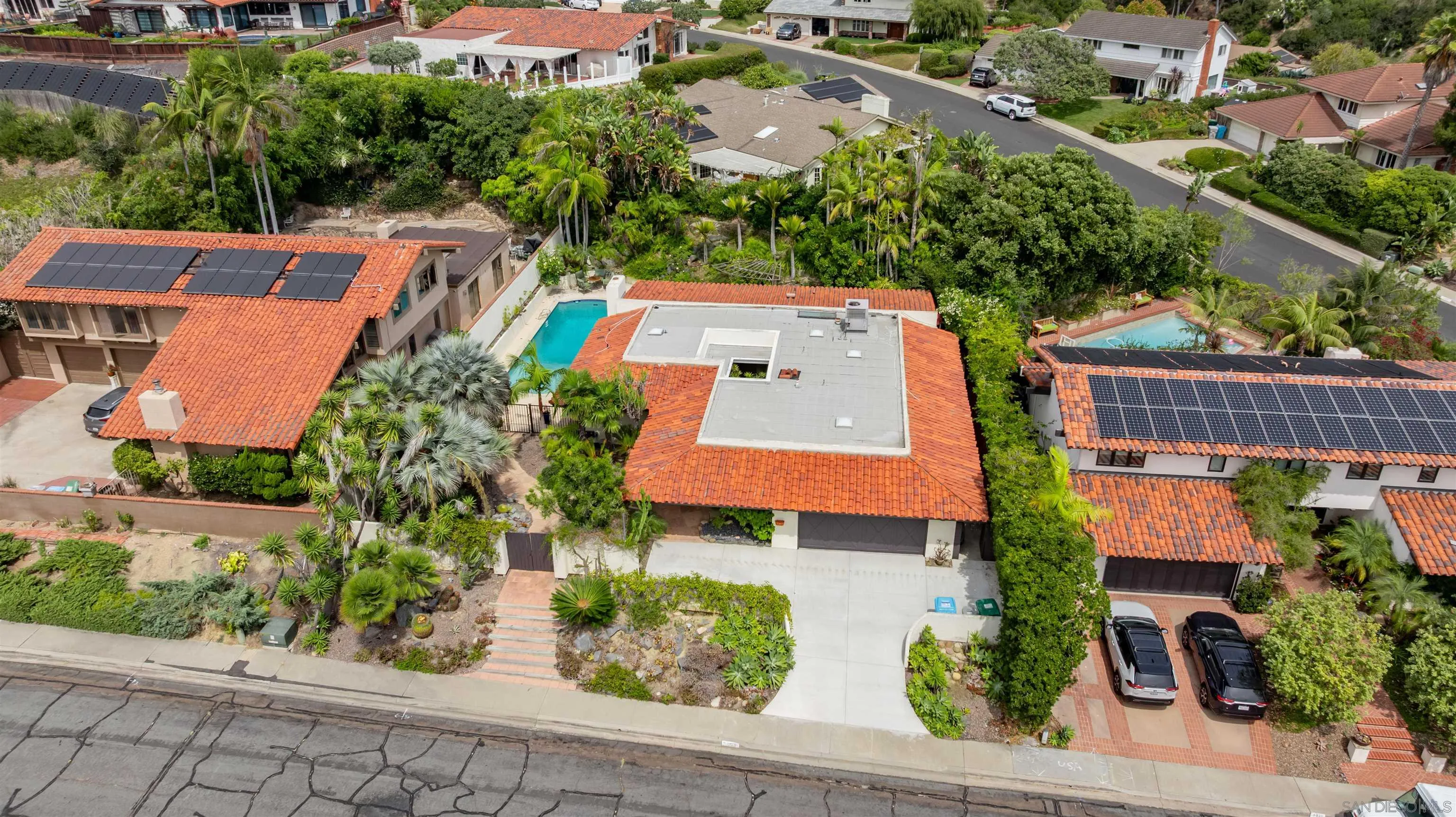 https://cdn.realtyfeed.com/cdn/127/260020143/40e66d6d9010b6465bd9b917c0a908fb.webp