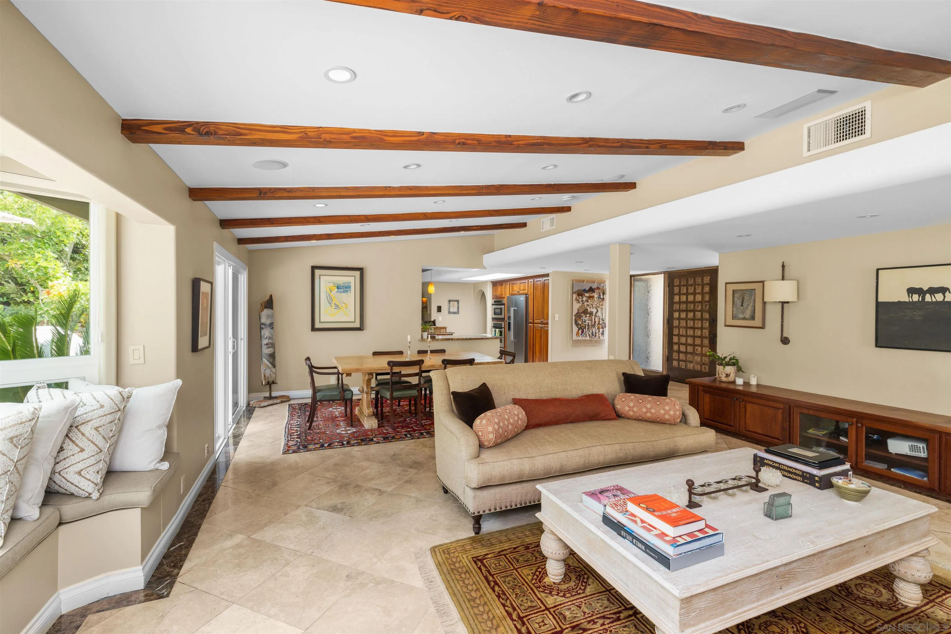 https://cdn.realtyfeed.com/cdn/127/260020143/a5d9fa3fe2fe5fc20ff0d8182cadae7a.webp