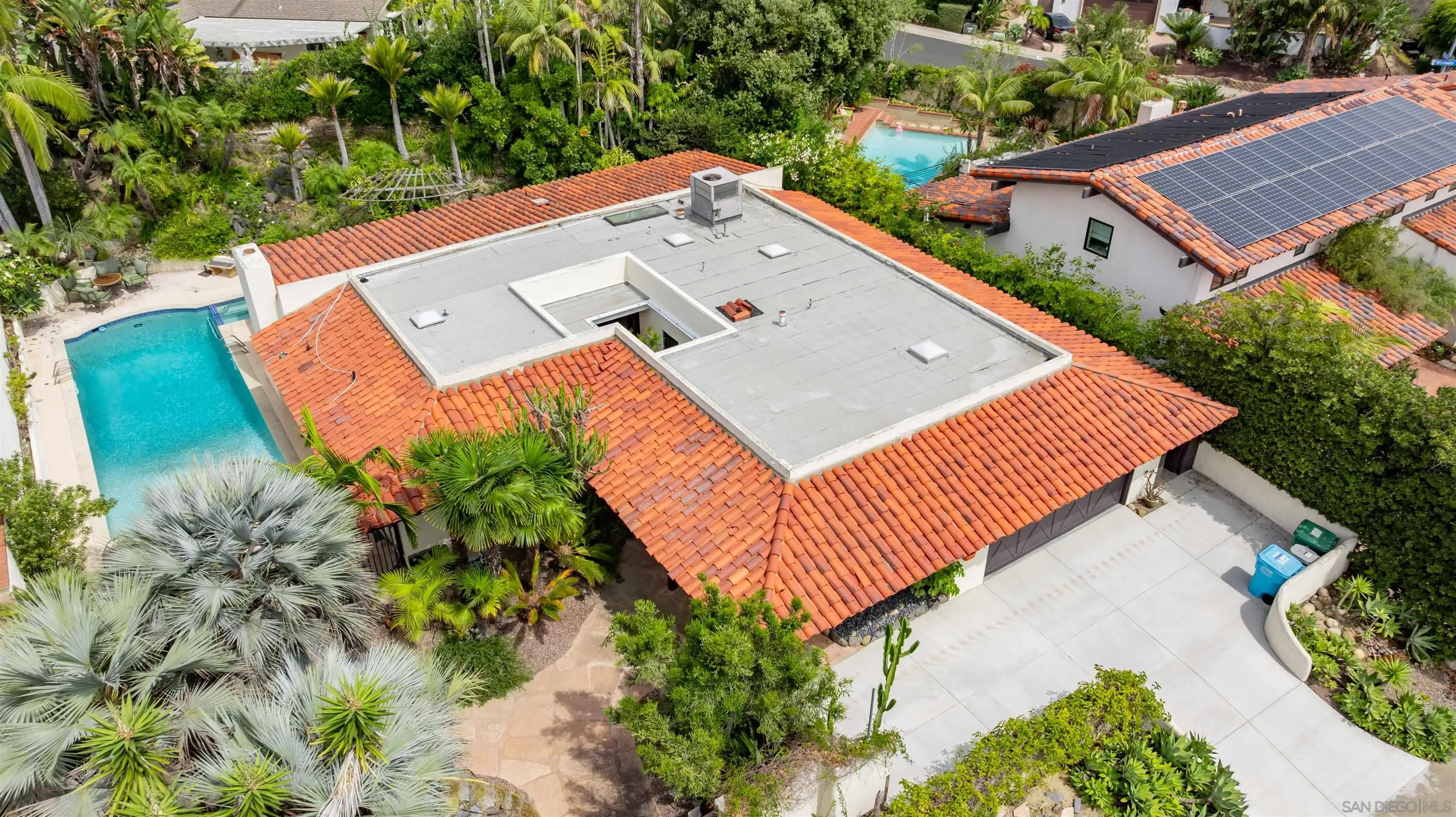 https://cdn.realtyfeed.com/cdn/127/260020143/b0c1a674d38acde1585d024d84187920.webp