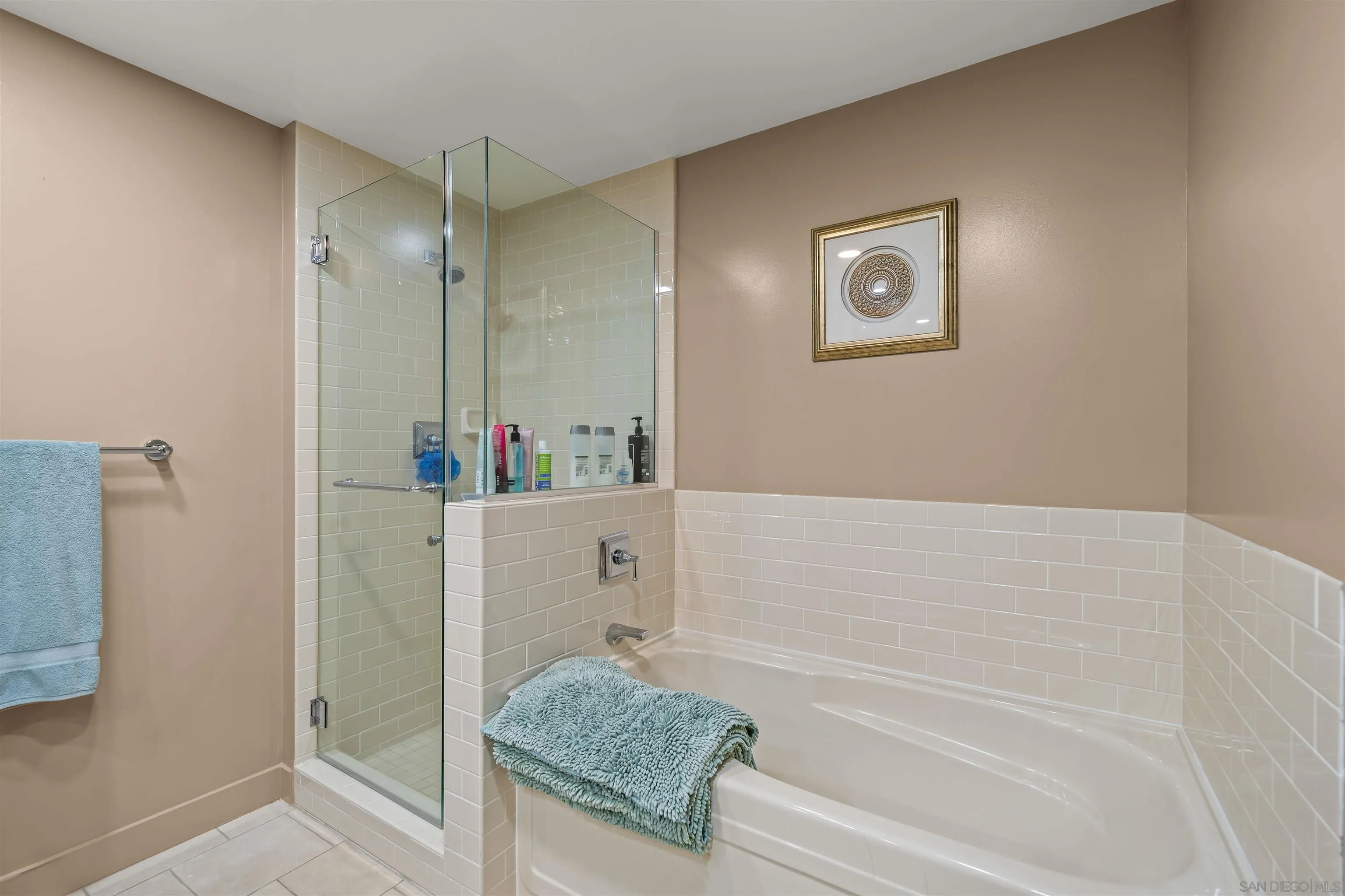 Photo #23: 260020145 Listing: Photo #23