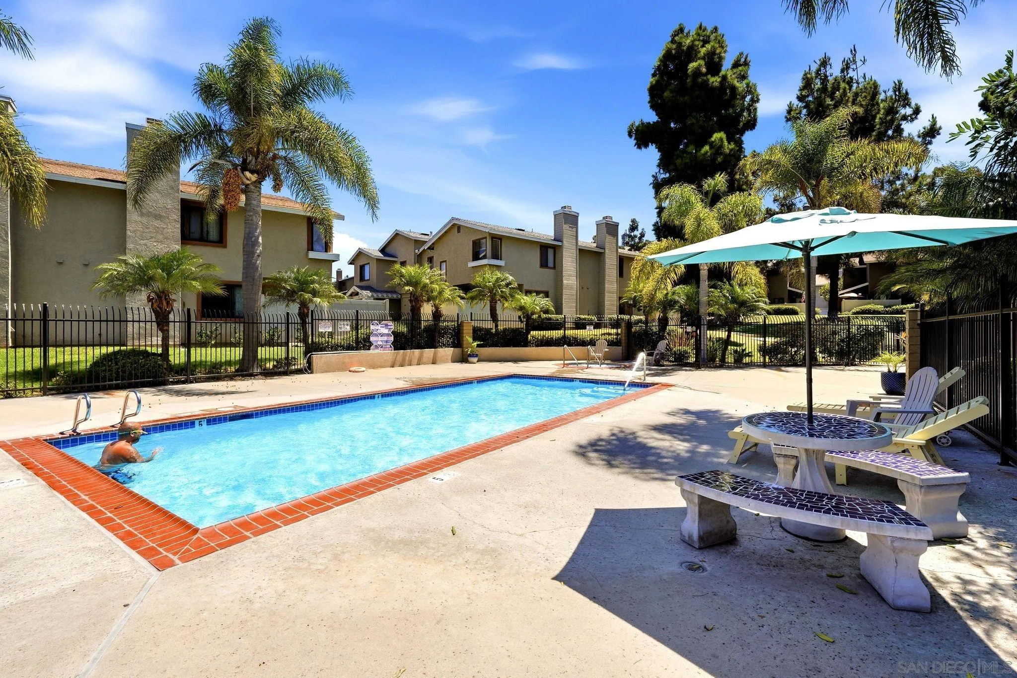 https://cdn.realtyfeed.com/cdn/127/260020149/240d40e007e597e25603668051d18cd3.webp