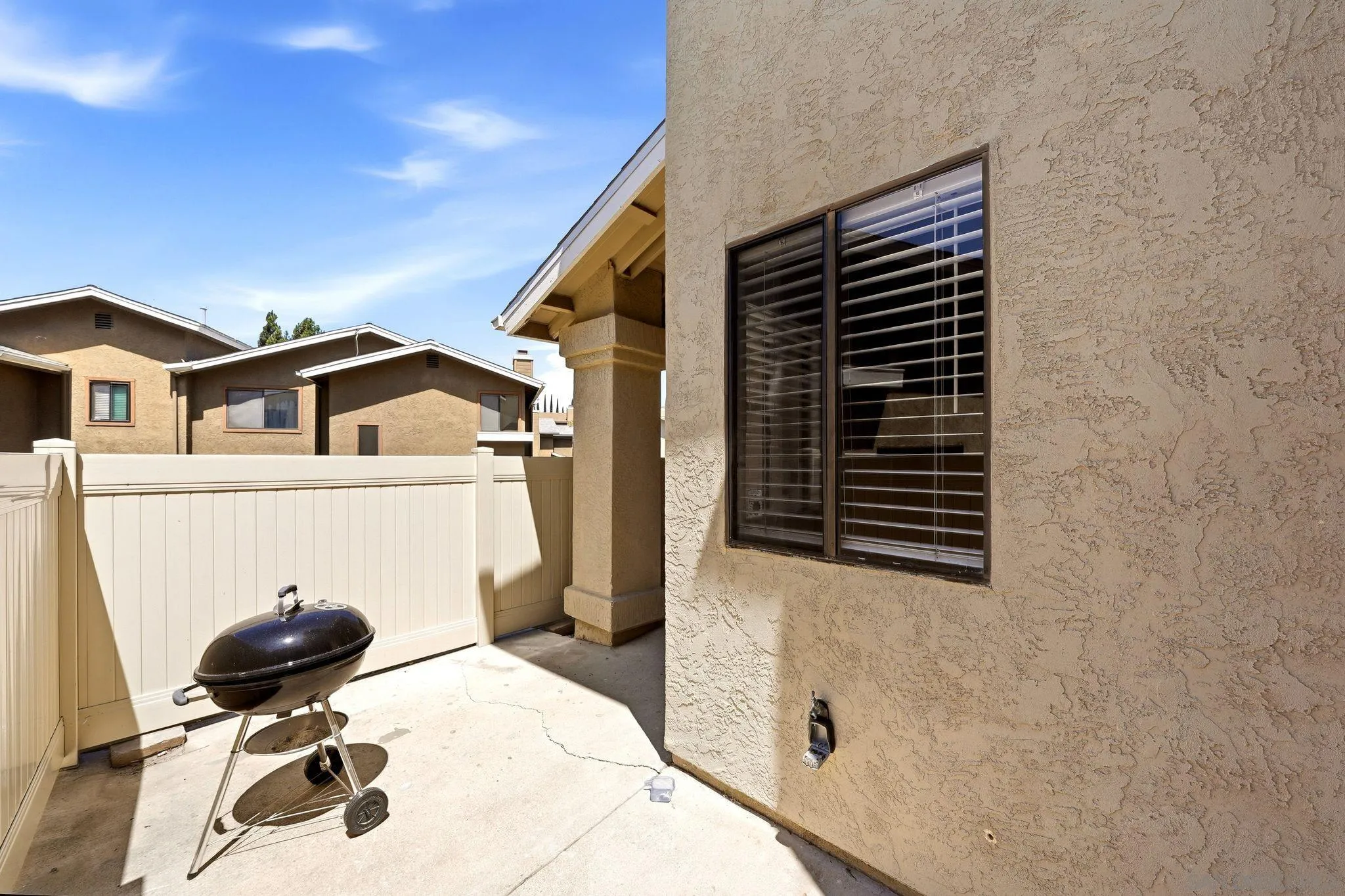 https://cdn.realtyfeed.com/cdn/127/260020149/25b2b6a85b32f70631eabae2762613d4.webp