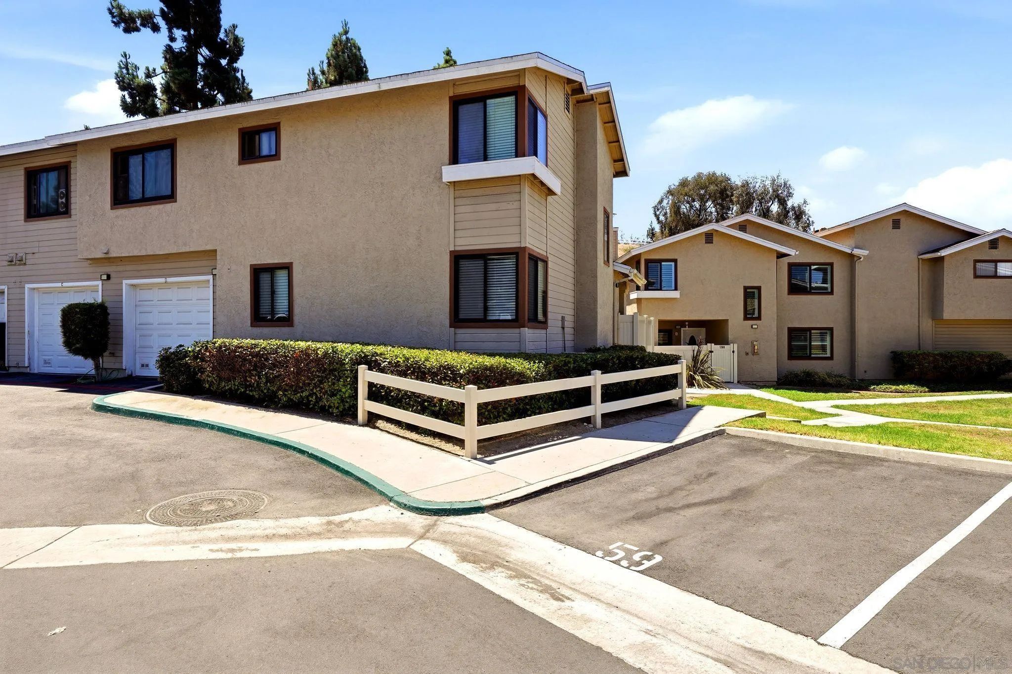 https://cdn.realtyfeed.com/cdn/127/260020149/32d440a3fe4d8889dadbbe50a2cf8240.webp