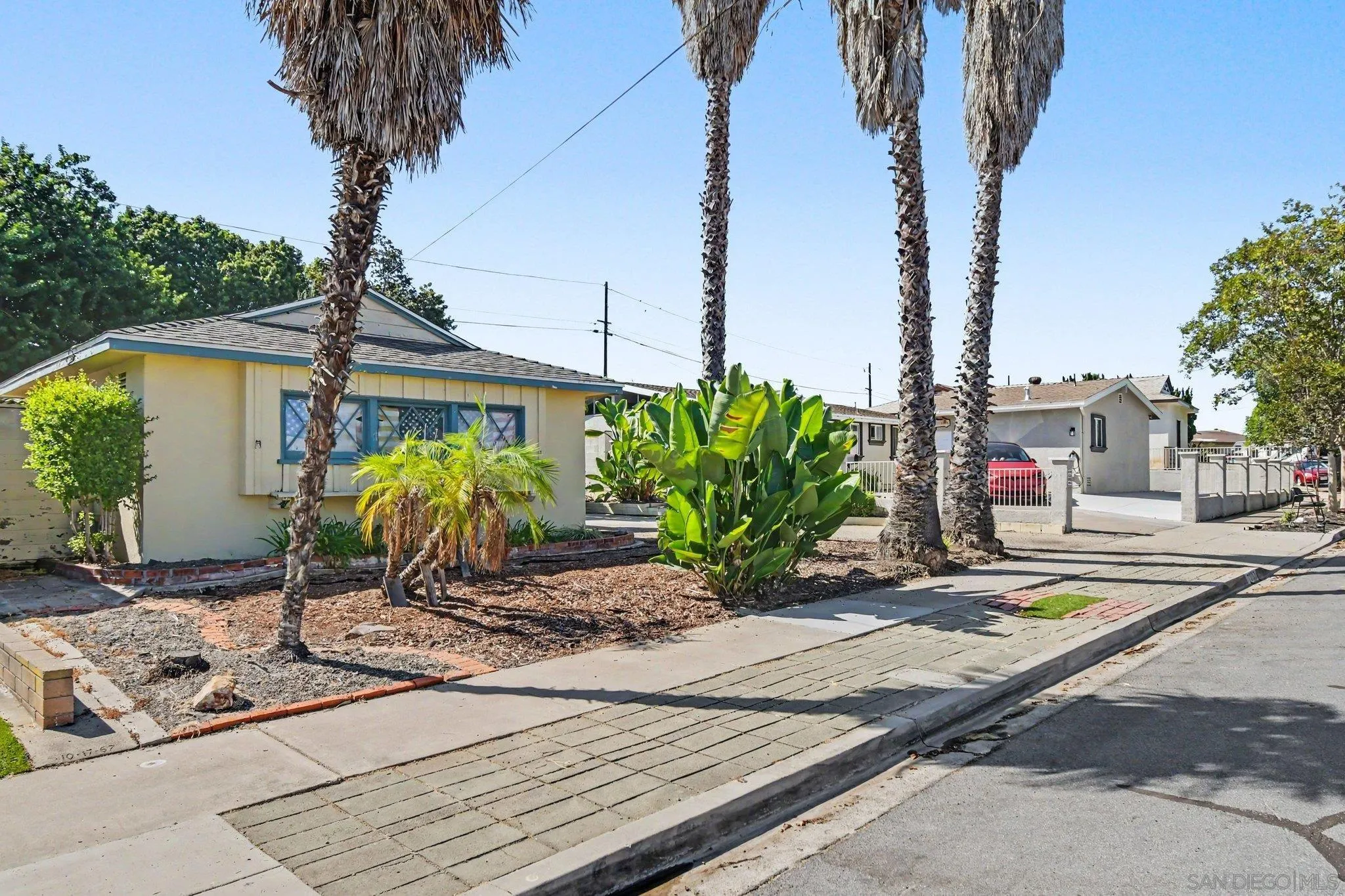 https://cdn.realtyfeed.com/cdn/127/260020154/a73faa0768d20881eaaa80f2fc1dd69b.webp