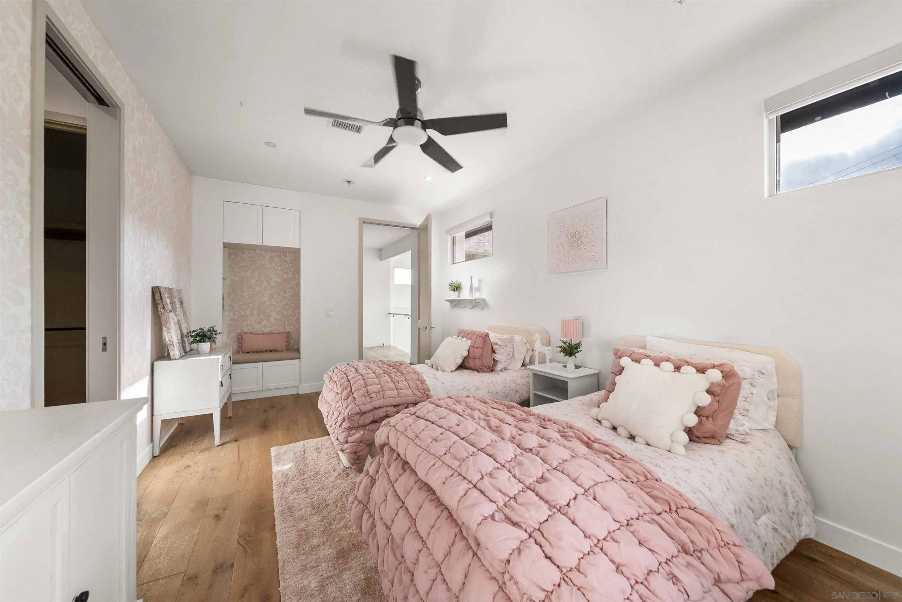 https://cdn.realtyfeed.com/cdn/127/260020160/5dab841a862d30c12ac3ba9b56f841f2.webp