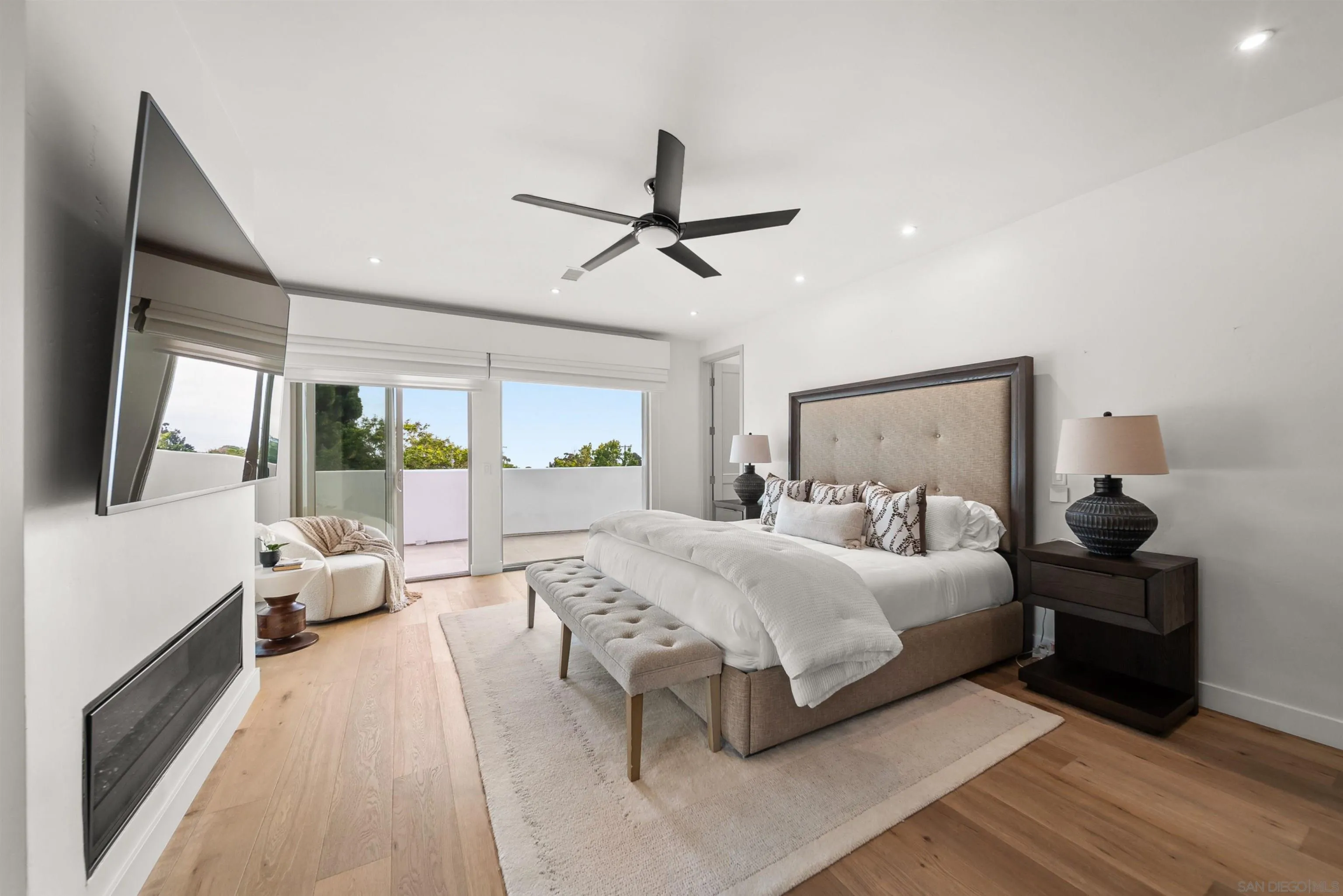 https://cdn.realtyfeed.com/cdn/127/260020160/64f0e29da942ae5009e830413c38a25f.webp