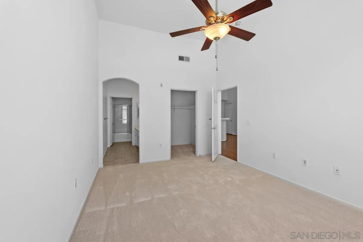 Photo #13: 260020162 Listing: Photo #13