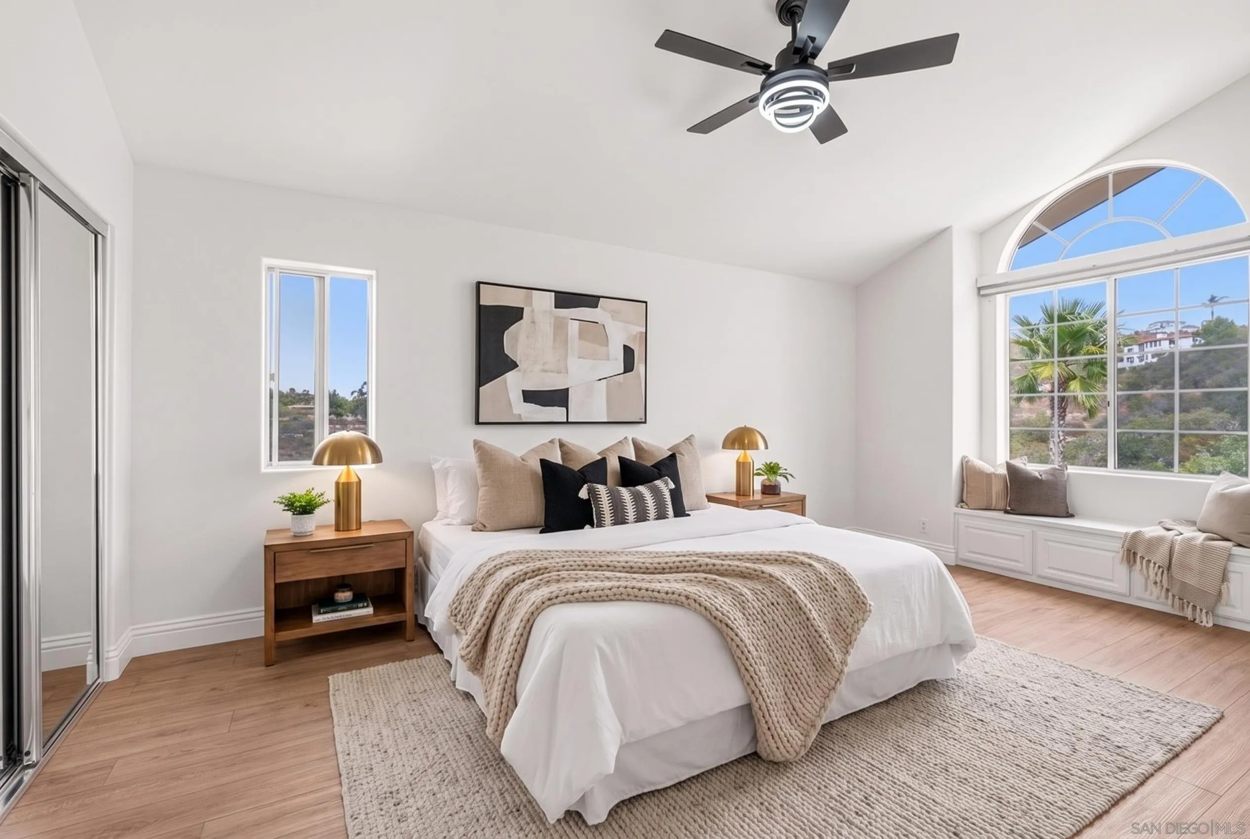 https://cdn.realtyfeed.com/cdn/127/260020165/2336c360a1efe6821bb30b22de302e13.webp