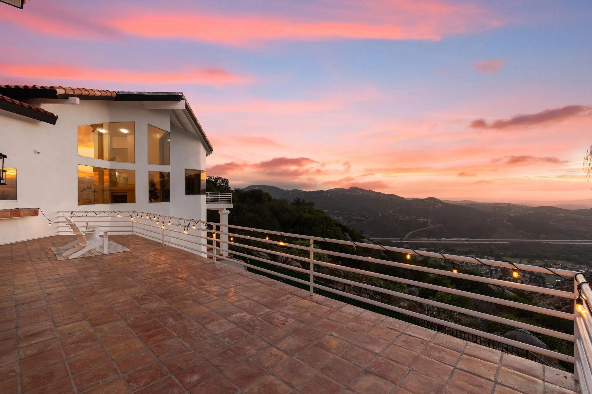 https://cdn.realtyfeed.com/cdn/127/260020165/4c0c2353d5d313cea58d9df8f48aebc8.webp