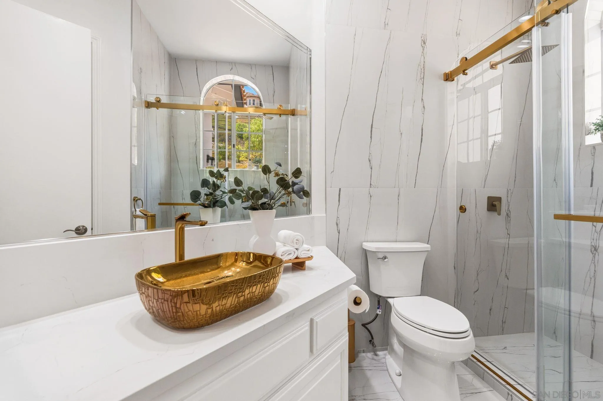 https://cdn.realtyfeed.com/cdn/127/260020165/9ee6597c0192783ceecdeb680a1a1892.webp