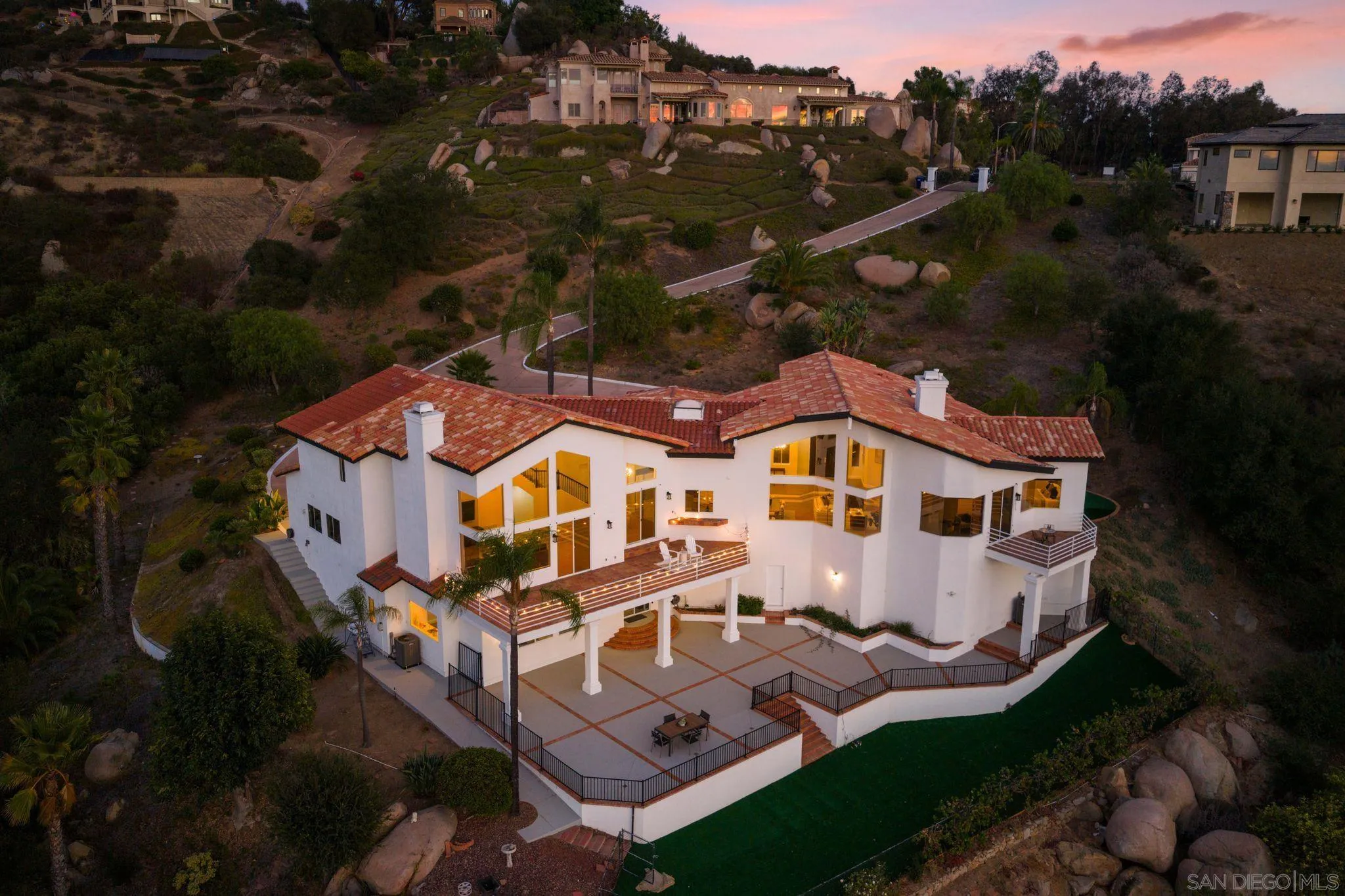 https://cdn.realtyfeed.com/cdn/127/260020165/b7f2b6e9d3fddbe6b1033be1f9f422fe.webp