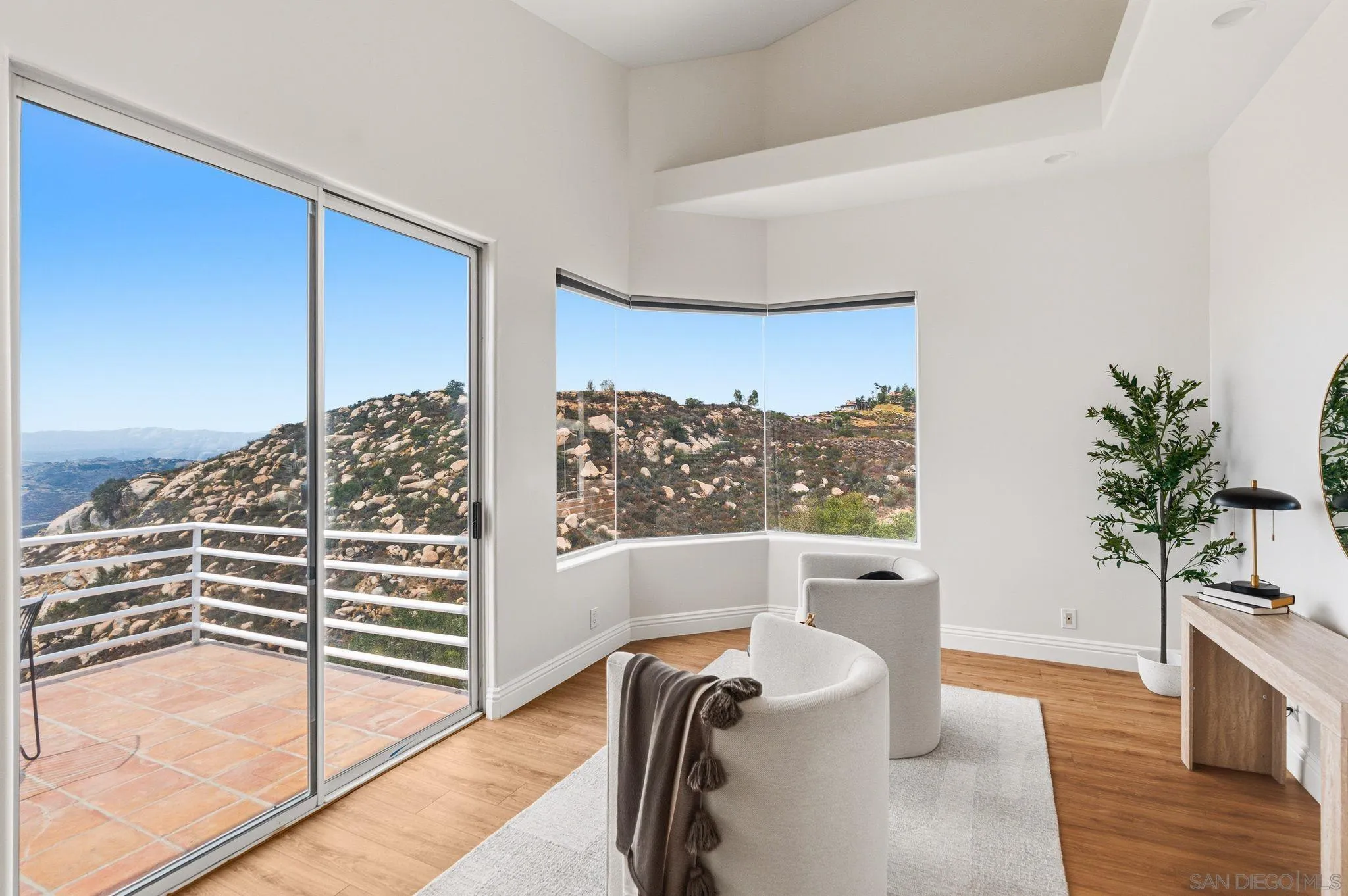 https://cdn.realtyfeed.com/cdn/127/260020165/d9043f8276af42b1770cf6e80f564ea5.webp