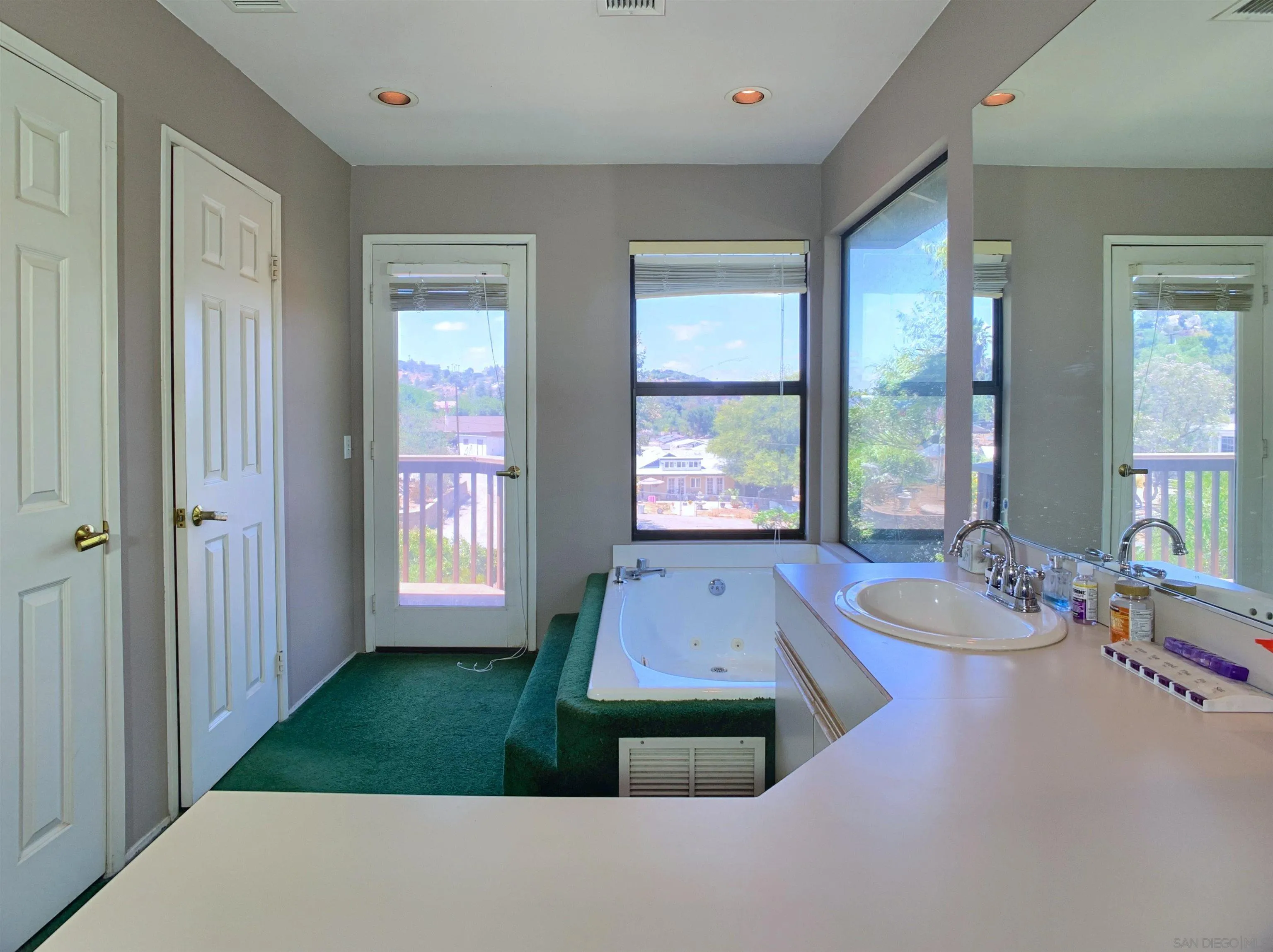 https://cdn.realtyfeed.com/cdn/127/260020166/a9b266c22cd3f0de4c25d5486e91cf00.webp