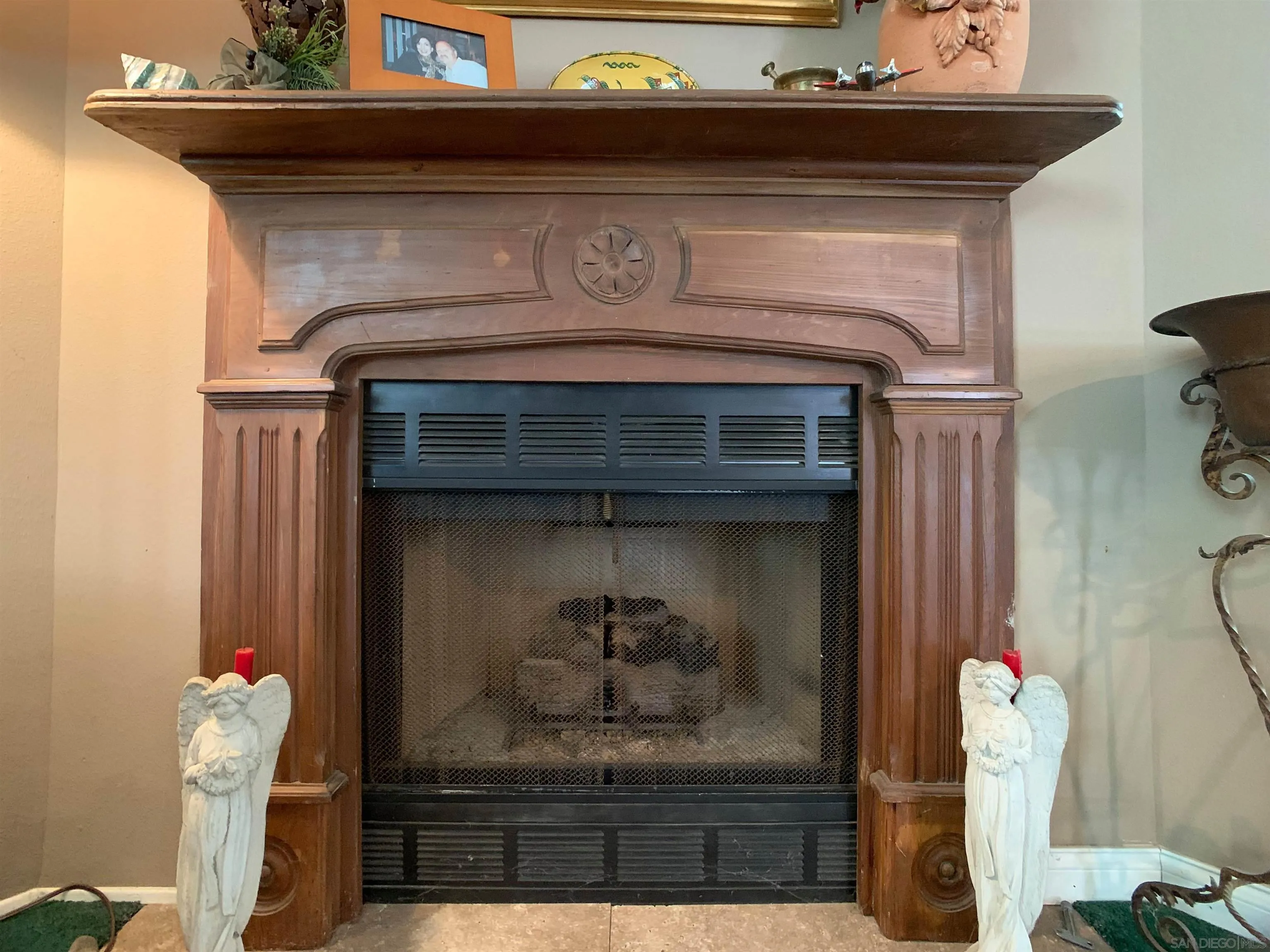 https://cdn.realtyfeed.com/cdn/127/260020166/e98d7bfe2812685ddc045c31b2891bbe.webp