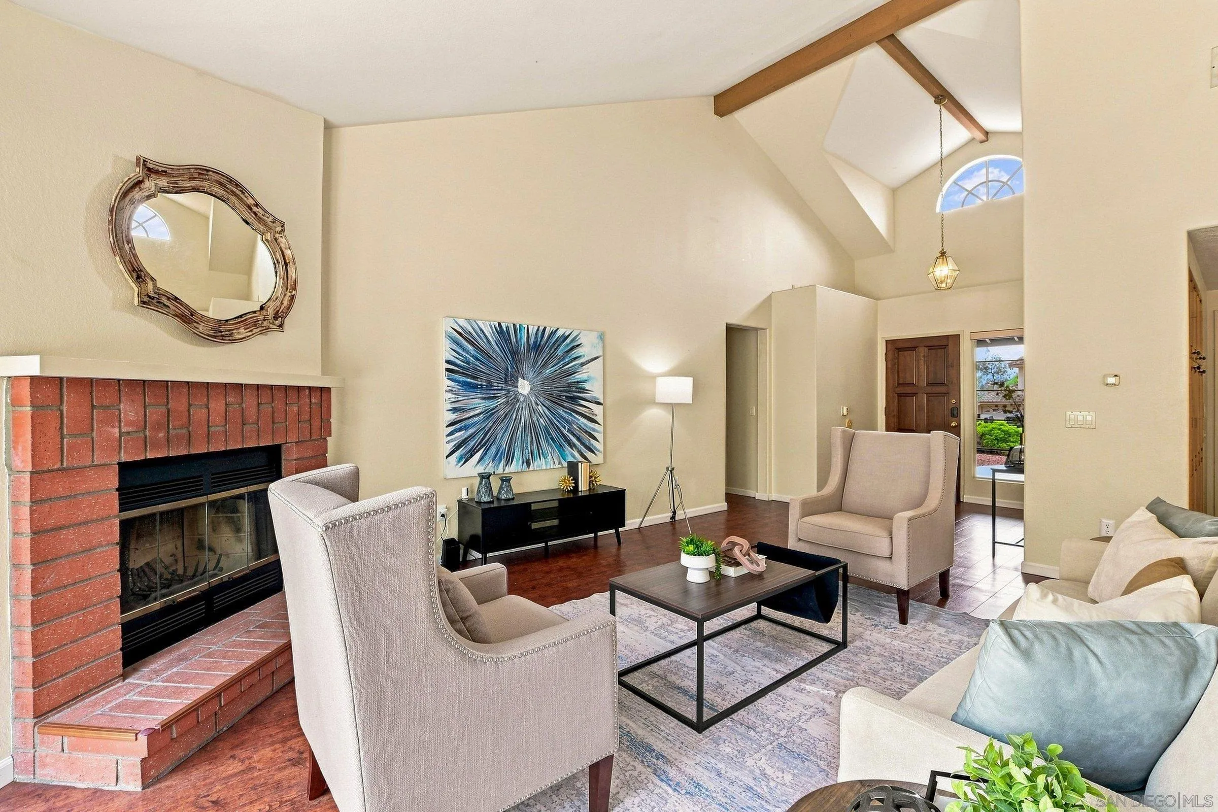 https://cdn.realtyfeed.com/cdn/127/260020170/2e3cfe544f6b20fbea2cbd0e88a01c5c.webp