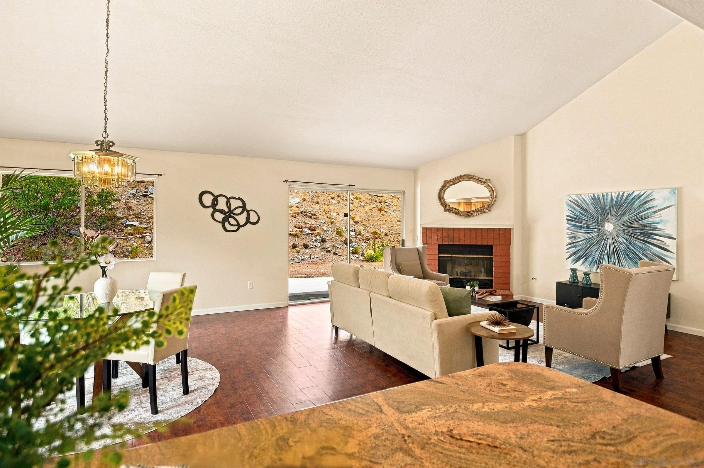 https://cdn.realtyfeed.com/cdn/127/260020170/8334dd816e90fa445e2e0f7e6c38fde8.webp
