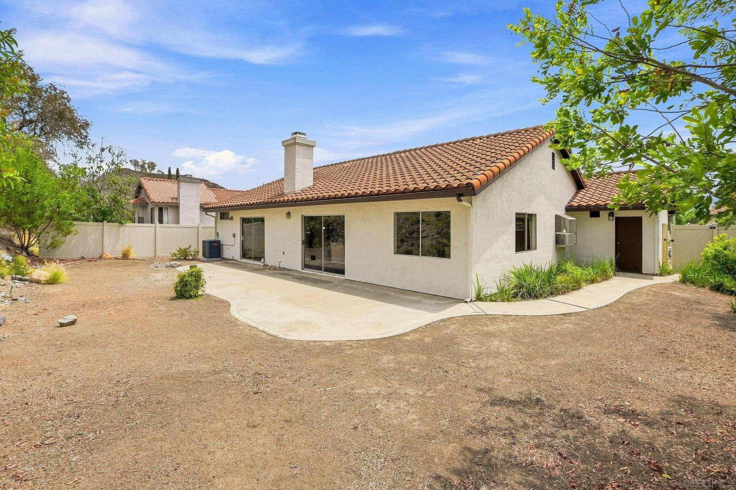 https://cdn.realtyfeed.com/cdn/127/260020170/8baa1a30f5742357887c080f842be248.webp