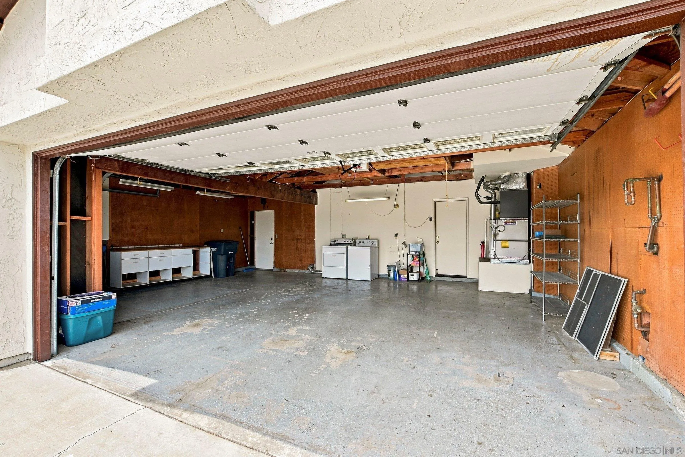 https://cdn.realtyfeed.com/cdn/127/260020170/c476971f12c2e1bcae0bd3463c959070.webp