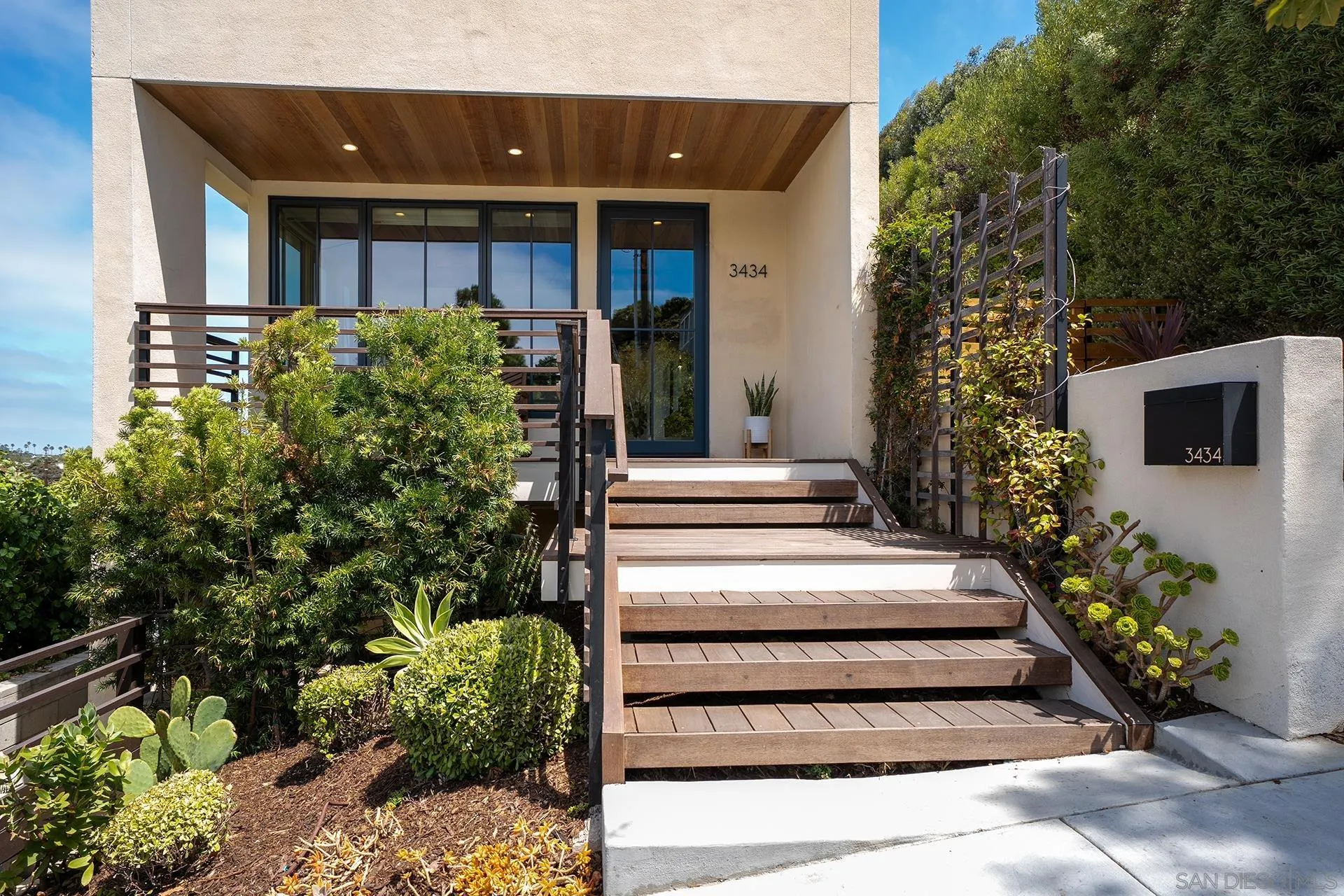 3434 Jennings St, San Diego, CA 92106 - Photo 3 of 38, San Diego, CA