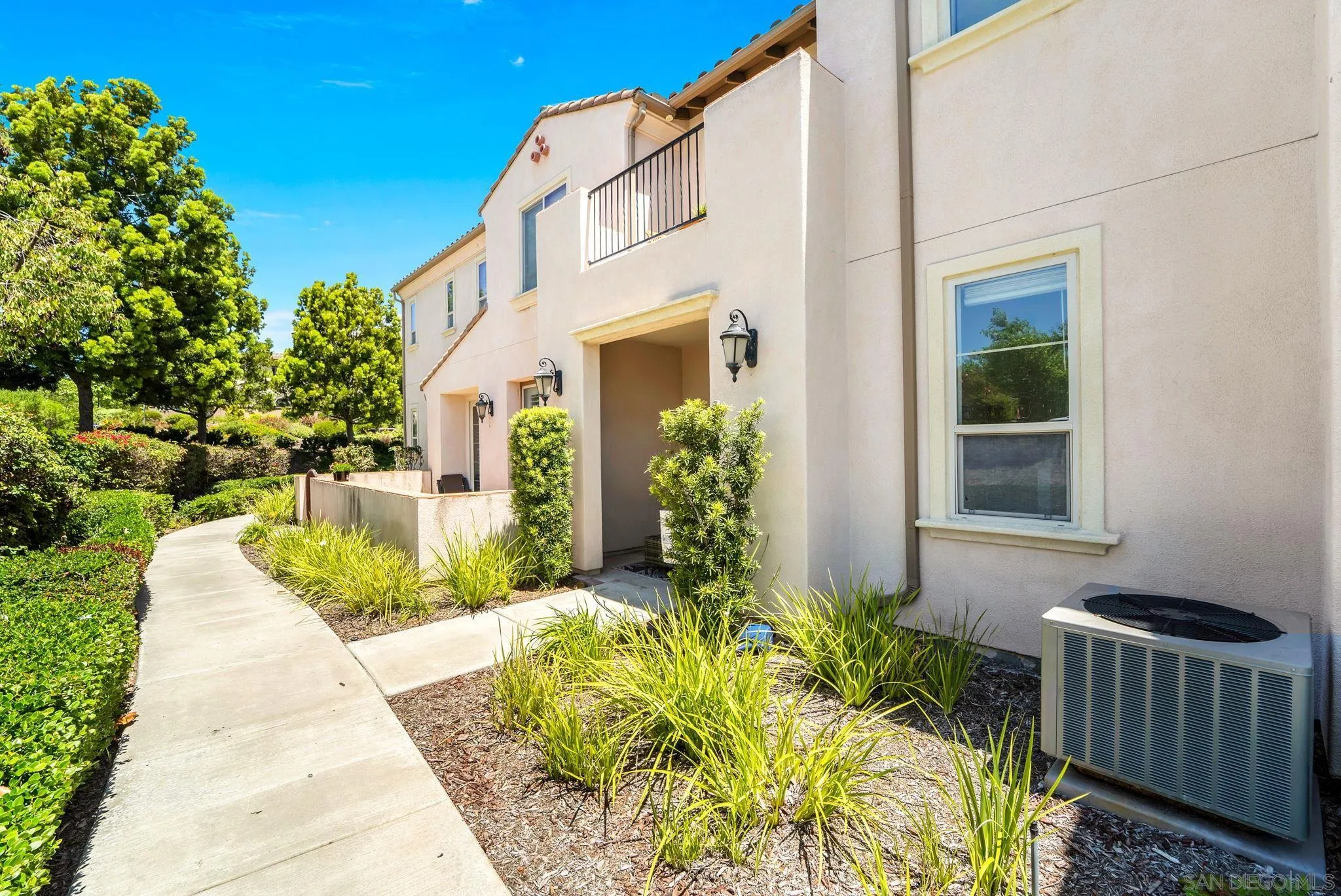 https://cdn.realtyfeed.com/cdn/127/260020175/d35596e5239fb4b387c1ac244e11c29c.webp
