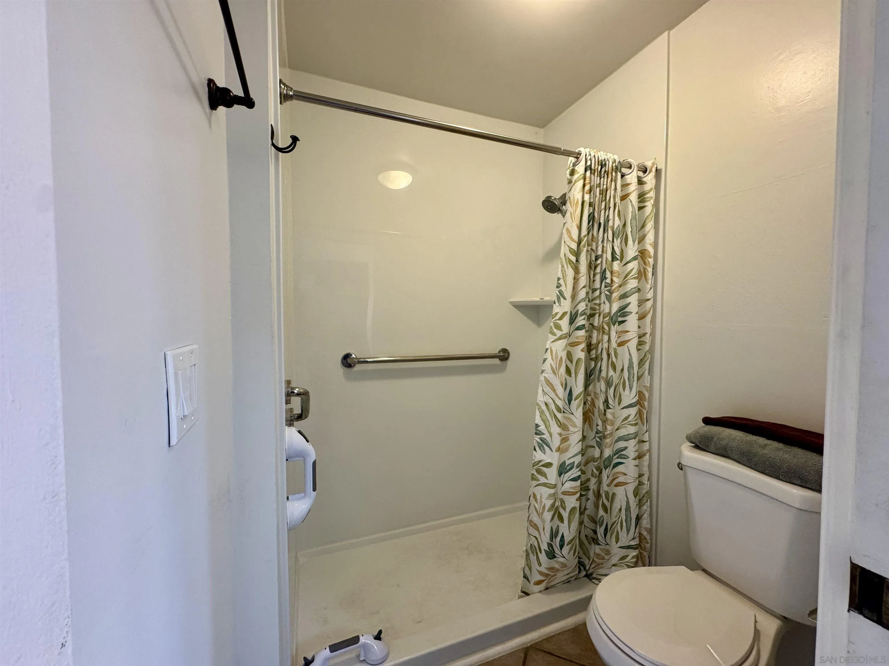 Photo #12: 260020176 Listing: Photo #12