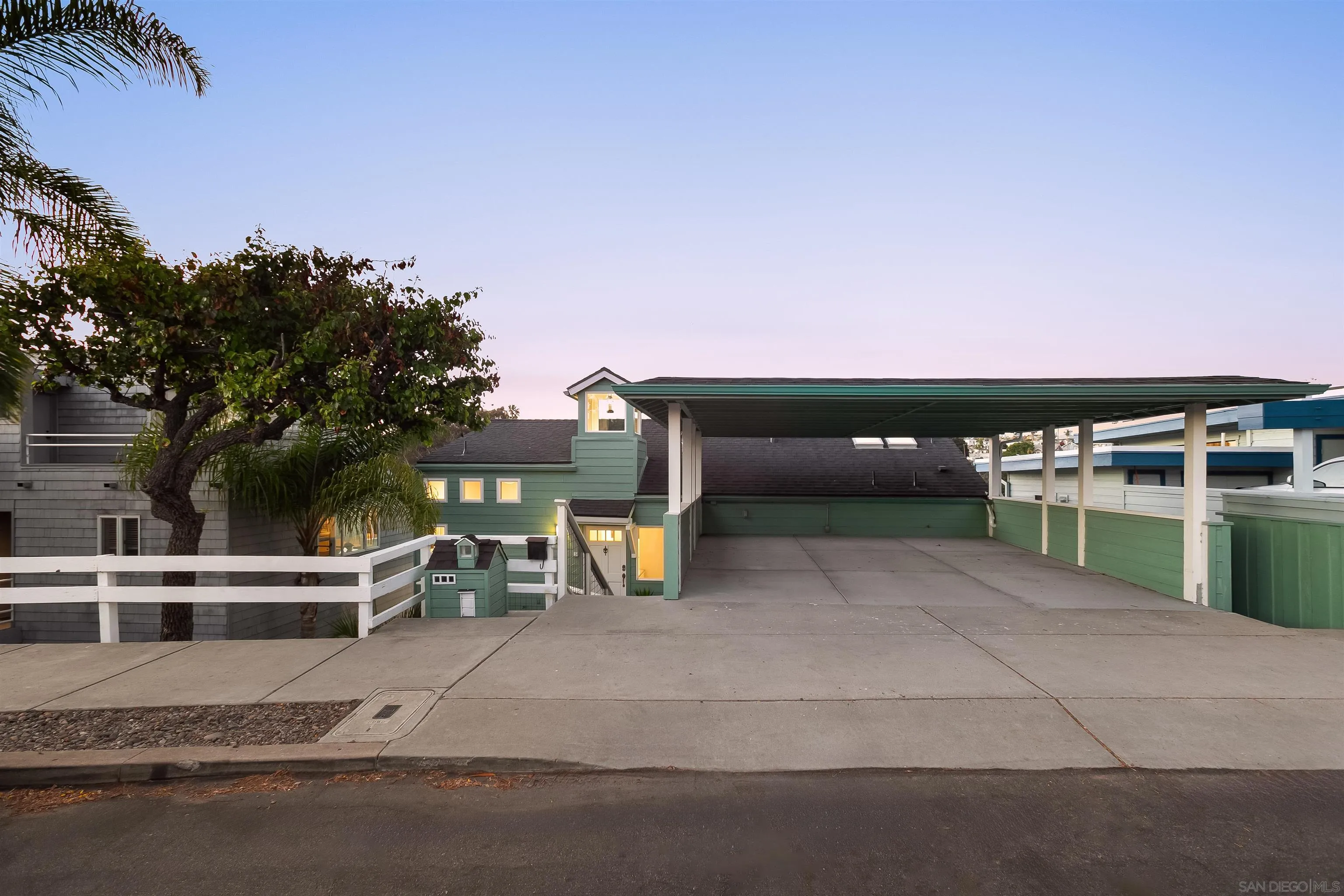1084 Johnson Ave, San Diego, CA 92103 - Photo 4 of 58, San Diego, CA