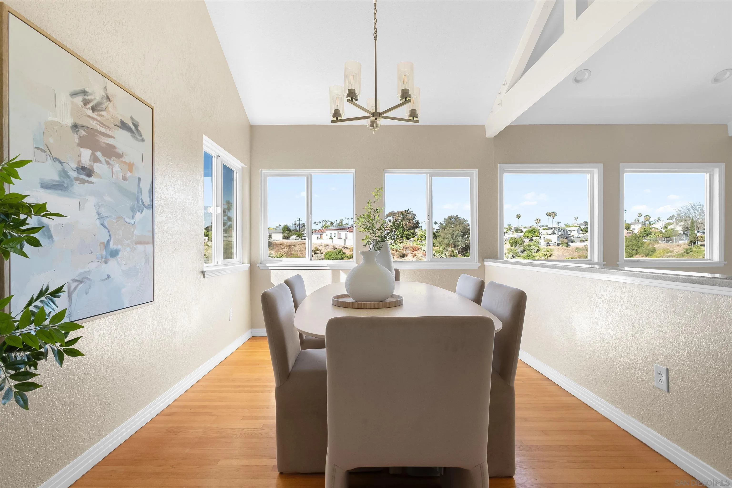 https://cdn.realtyfeed.com/cdn/127/260020182/aa84ac8262cb030d74b3c2d964d5eb0b.webp