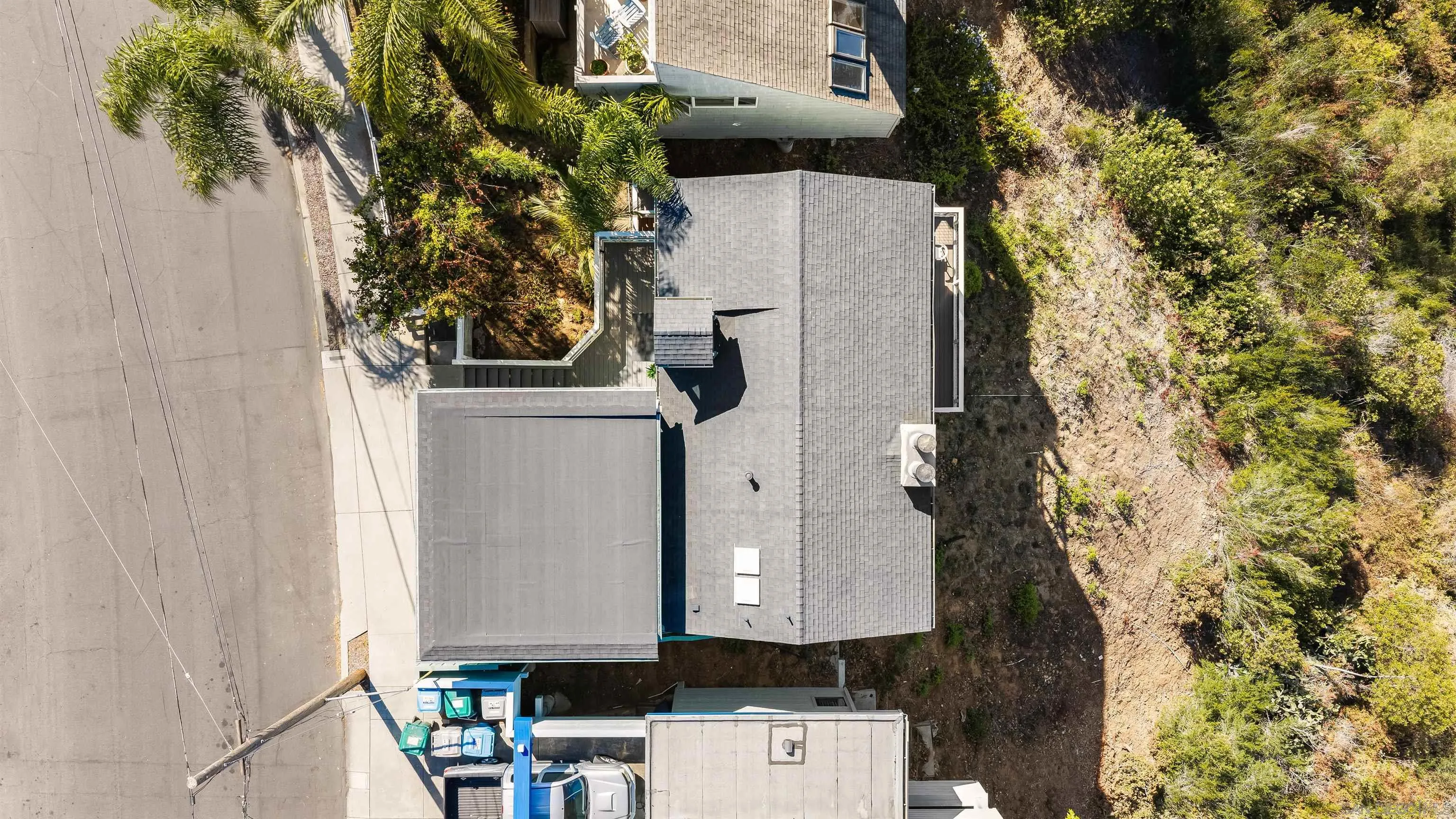https://cdn.realtyfeed.com/cdn/127/260020182/ba5f808a6258a238ec900e251535af23.webp