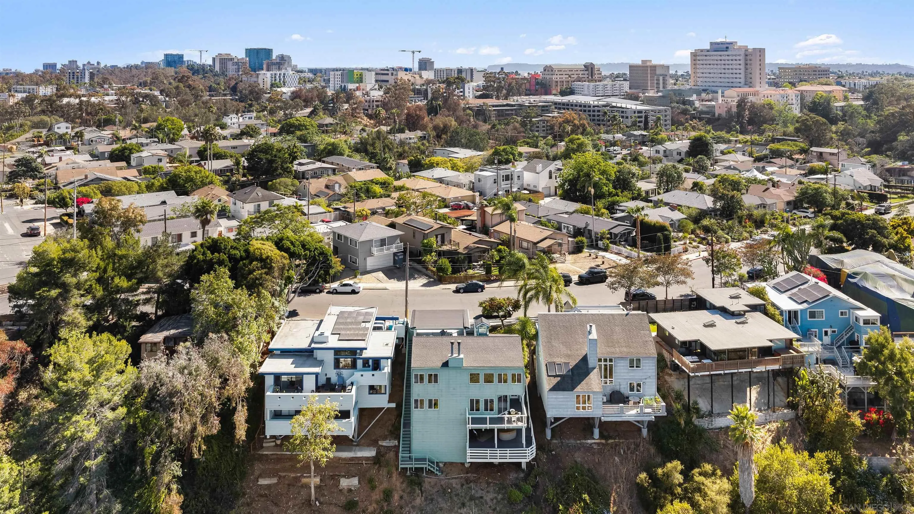 https://cdn.realtyfeed.com/cdn/127/260020182/bfb86c9047fd2bb83467a9a1914d9fdf.webp